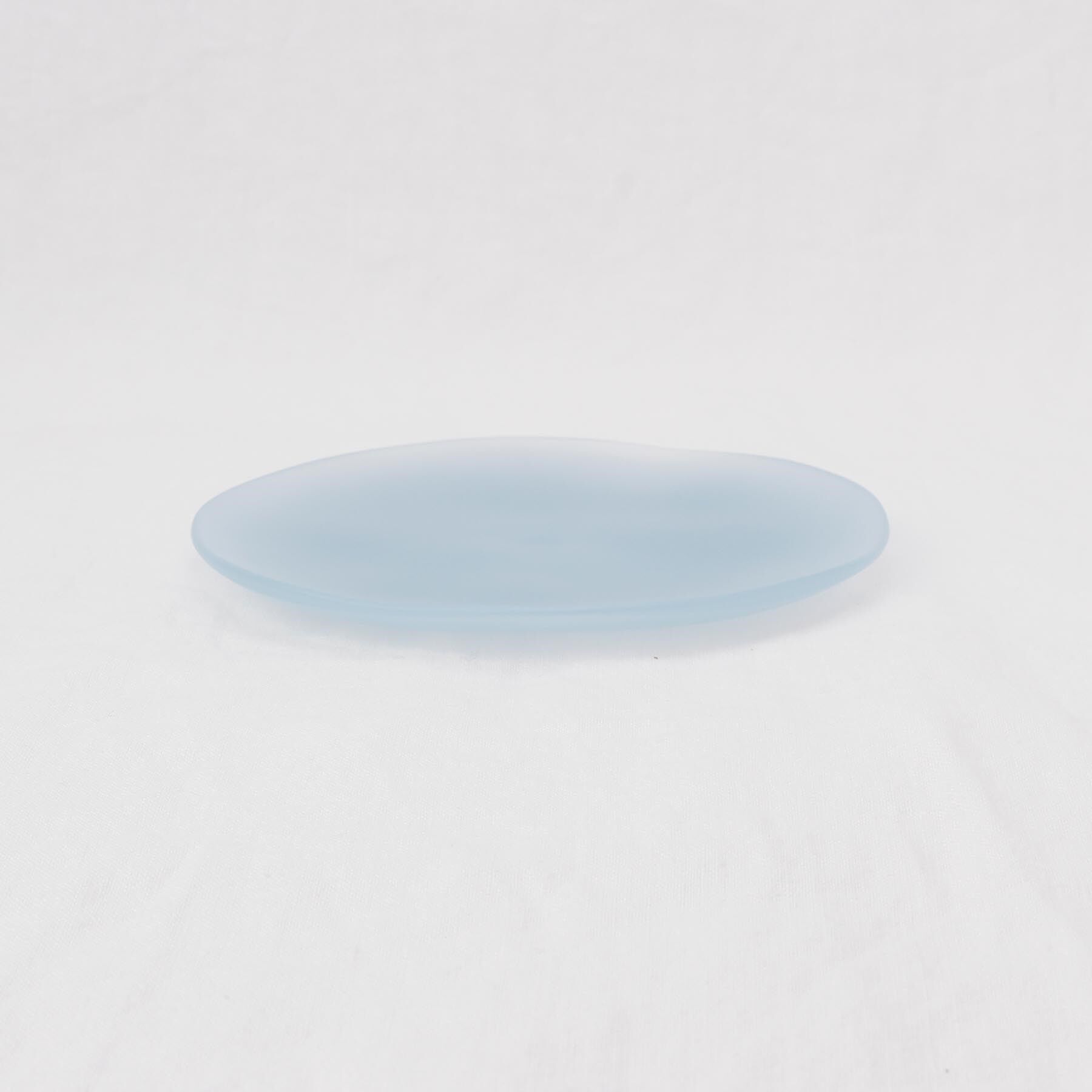 212 KITCHEN STORE「オーガニック アペタイザープレート 17cm スモークブルー ＜ABODE アボード＞」|食器・キッチングッズ|