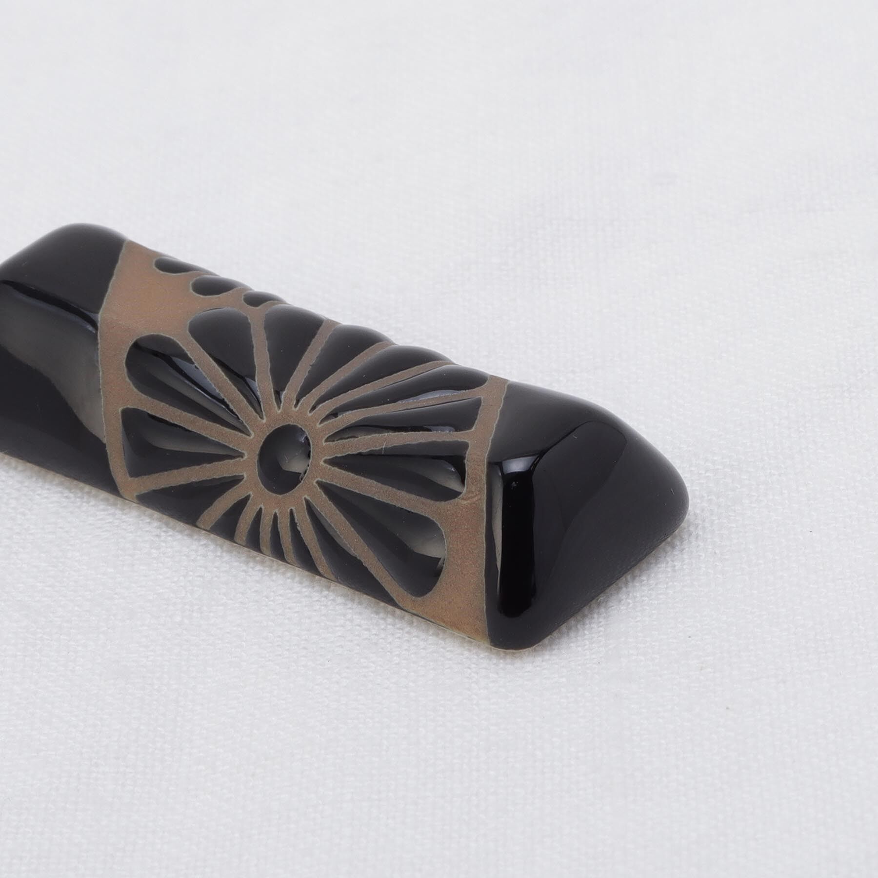 212 KITCHEN STORE「ROOTS 季 菊 箸置き」|食器・キッチングッズ|