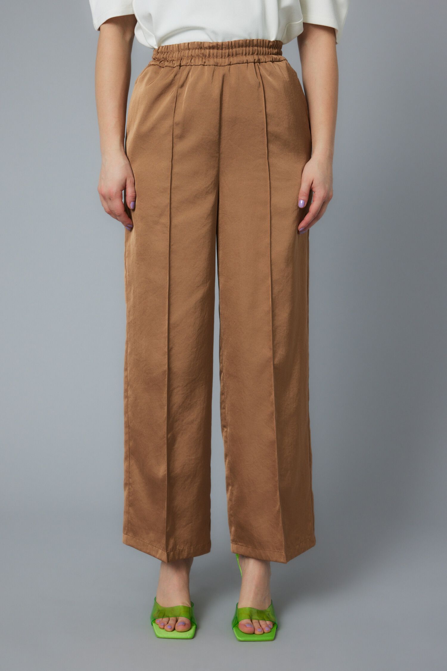 HeRIN.CYE「Center press satin pants」|その他|BEG