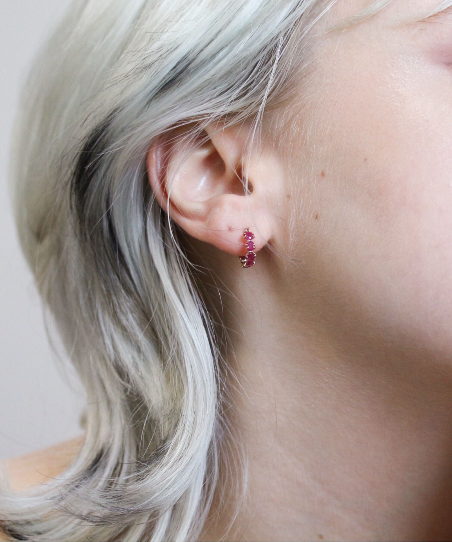  「ルビー  スナップ フープ ピアス | K10YG」|ピアス|