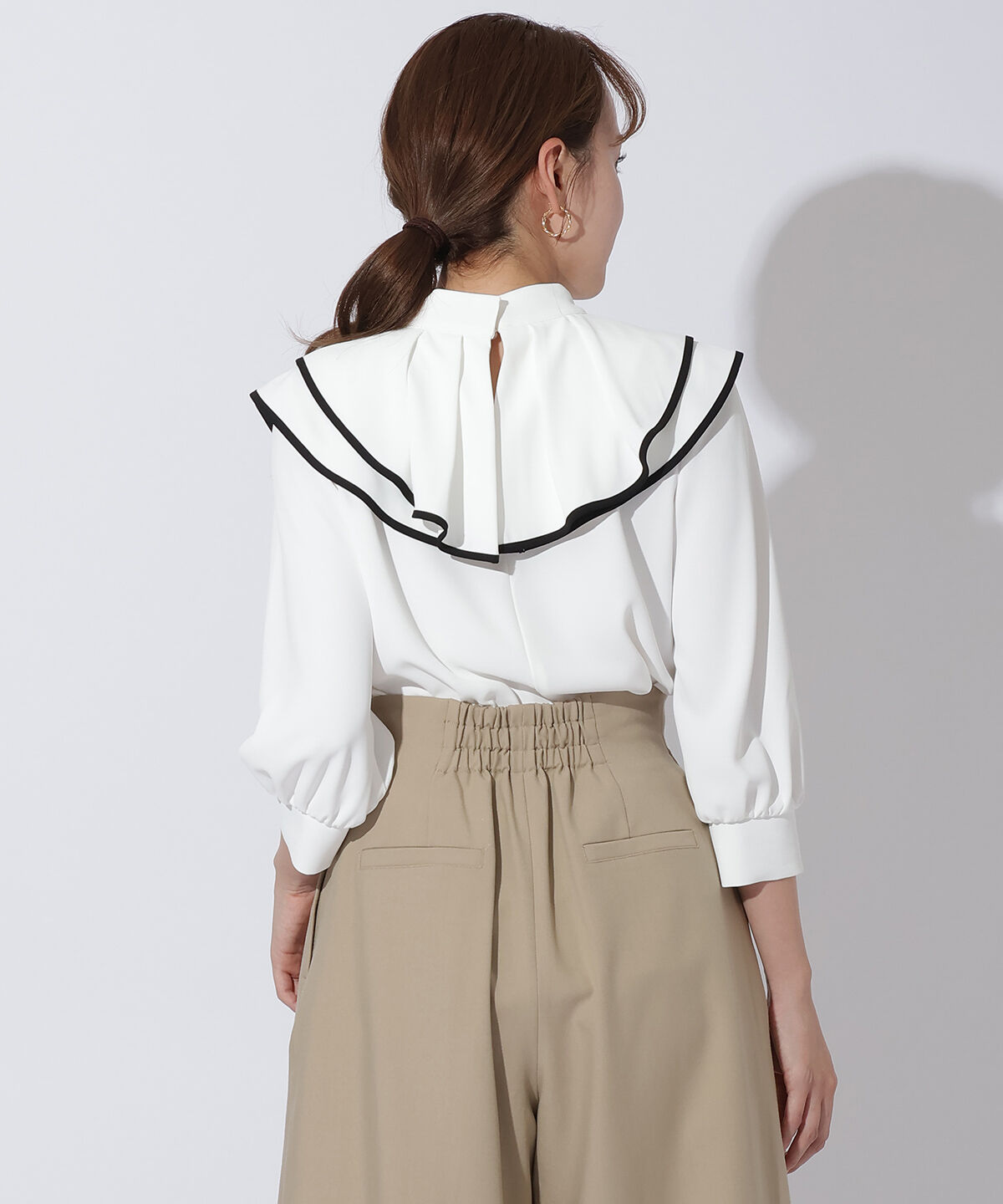 アンドクチュール「配色フリルケープブラウス」|シャツ・ブラウス|