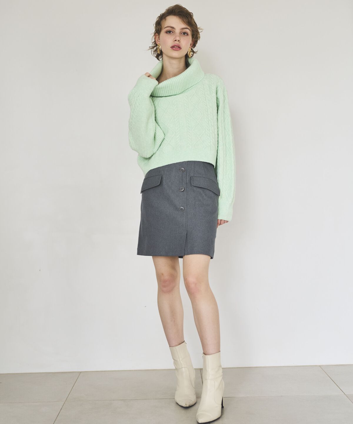 アンドクチュール「ミルドライクケーブルタートルネックプルオーバー」|ニット・セーター|