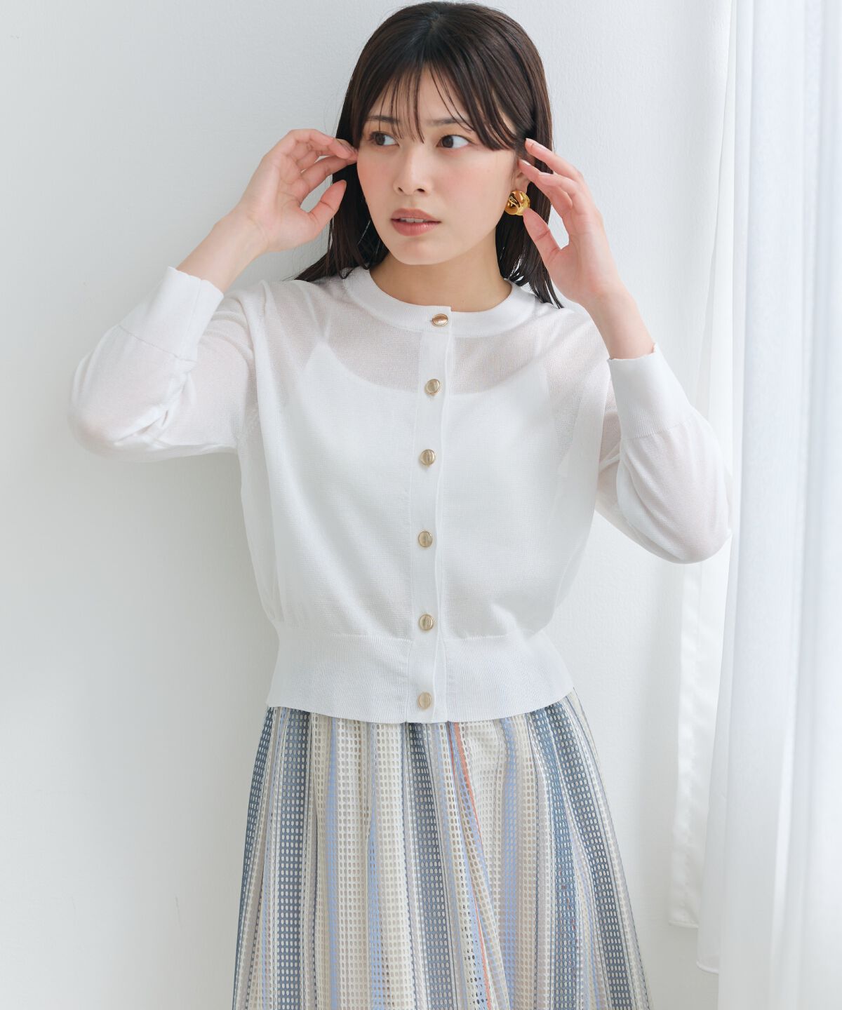 アンドクチュール「クルーネックシアーカーディガン」|カーディガン|オフ