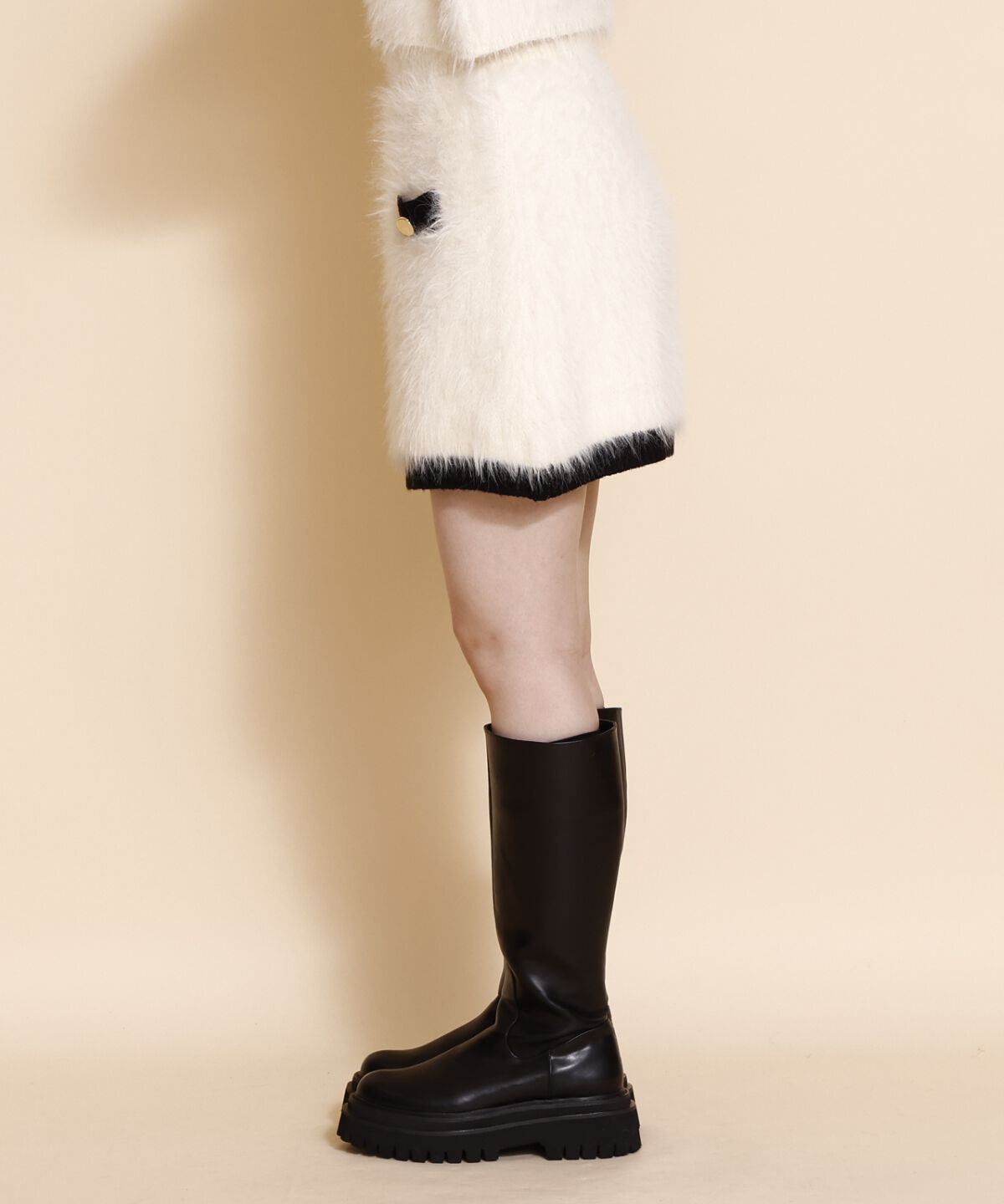 REDYAZEL「シャギーニットミニスカート」|台形|