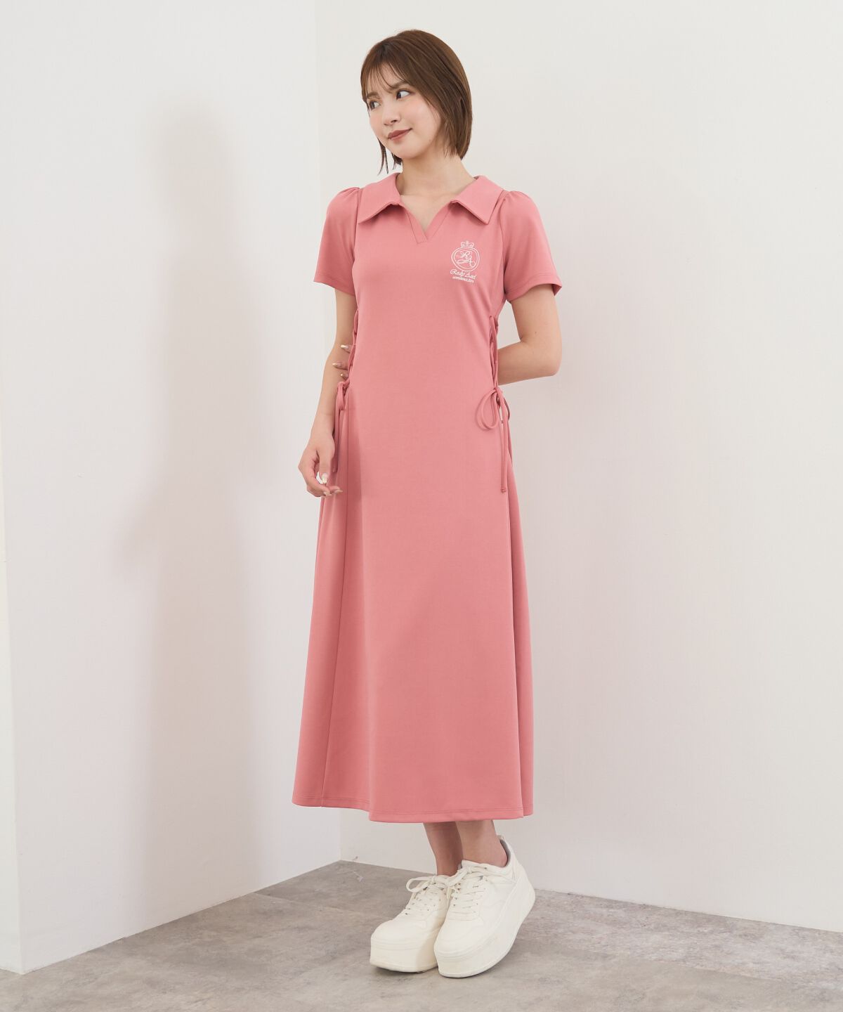 REDYAZEL「エンブレムサイドレースアップロングワンピース」|ワンピース|