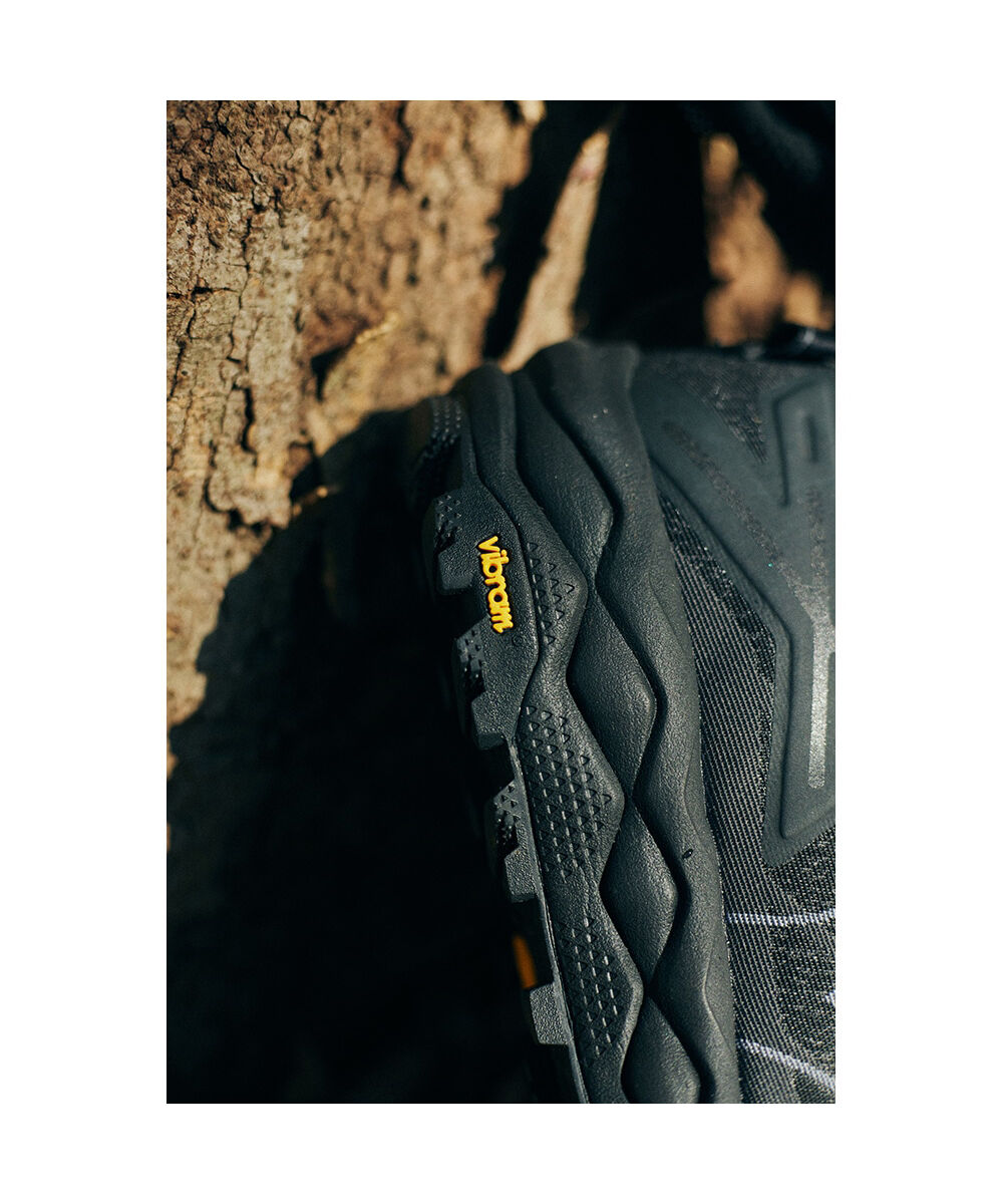 MIZUNO「WAVE MUJIN LS GTX(ゴアテックス／防水)」|スニーカー|