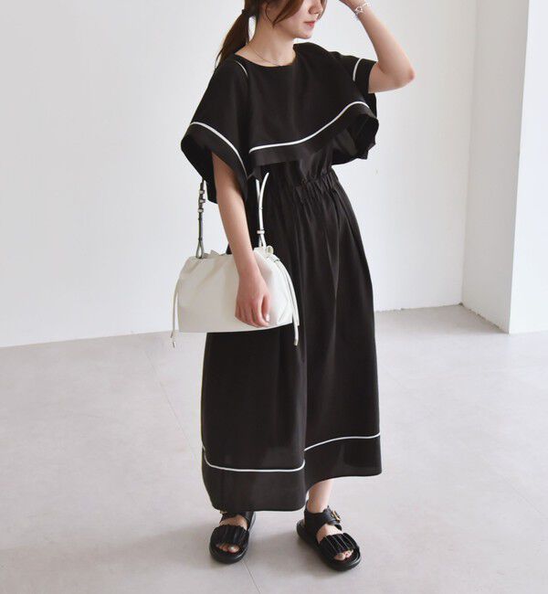 quaranciel「quaranciel:〈洗濯機可能〉ケープデザイン パイピング ワンピース」|ワンピース|