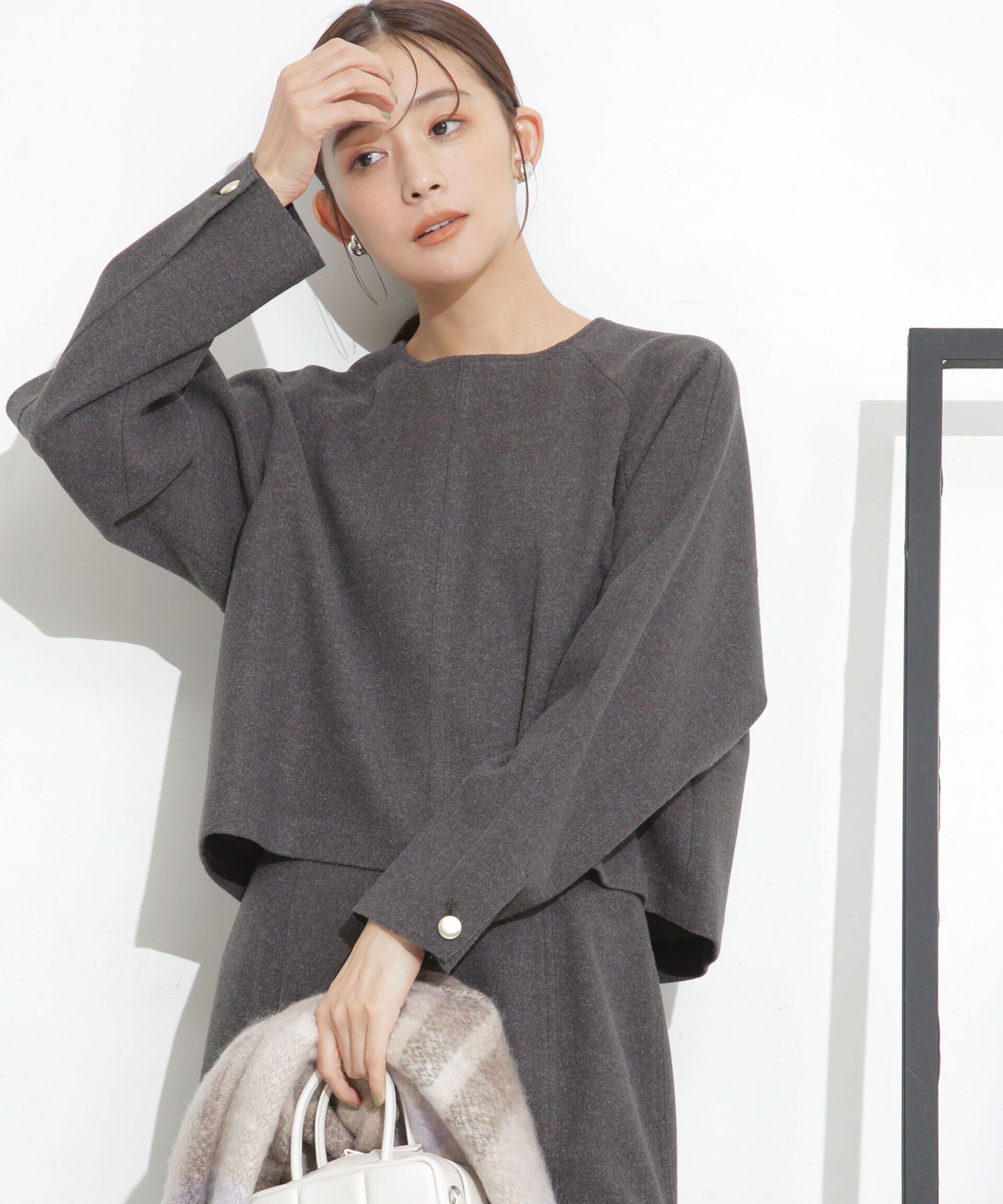 nano･universe「ニードルジャージーラグラントップス(セットアップ可)」|シャツ・ブラウス|チャコール3