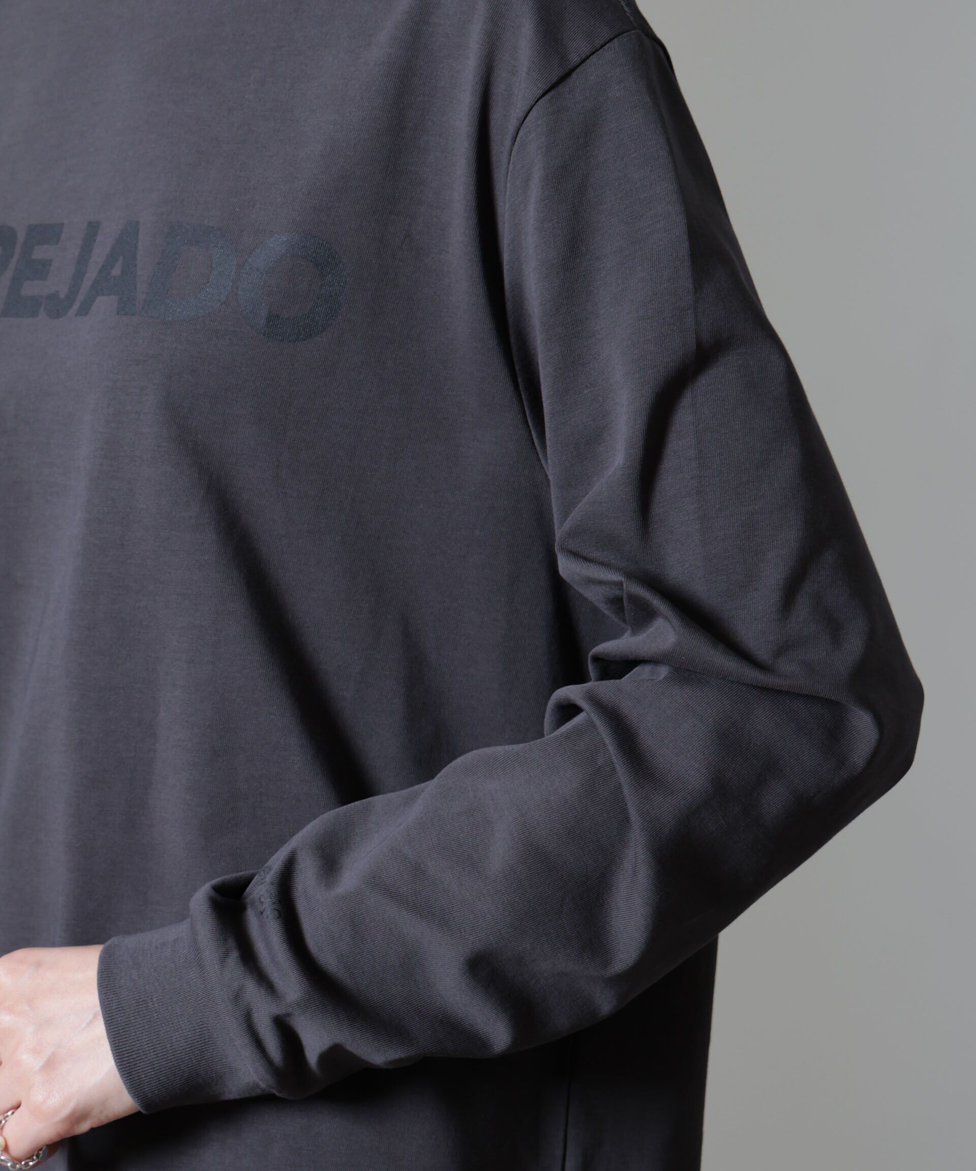 nano･universe「レタードロゴプリントロングスリーブTシャツ」|Tシャツ・カットソー|