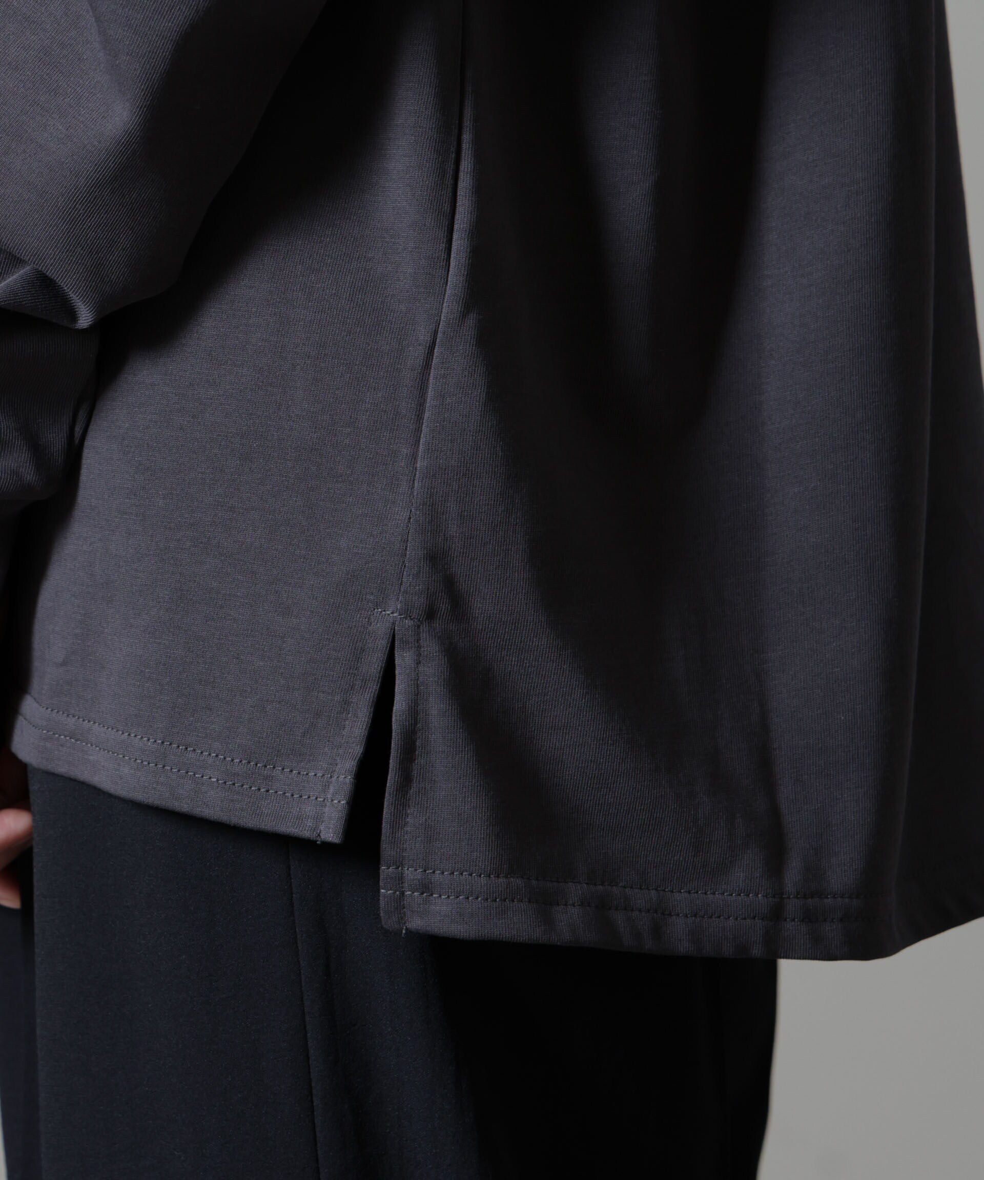 nano･universe「レタードロゴプリントロングスリーブTシャツ」|Tシャツ・カットソー|