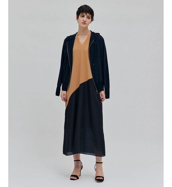 BEIGE,「ARAZY / Vネックワンピース」|ワンピース|