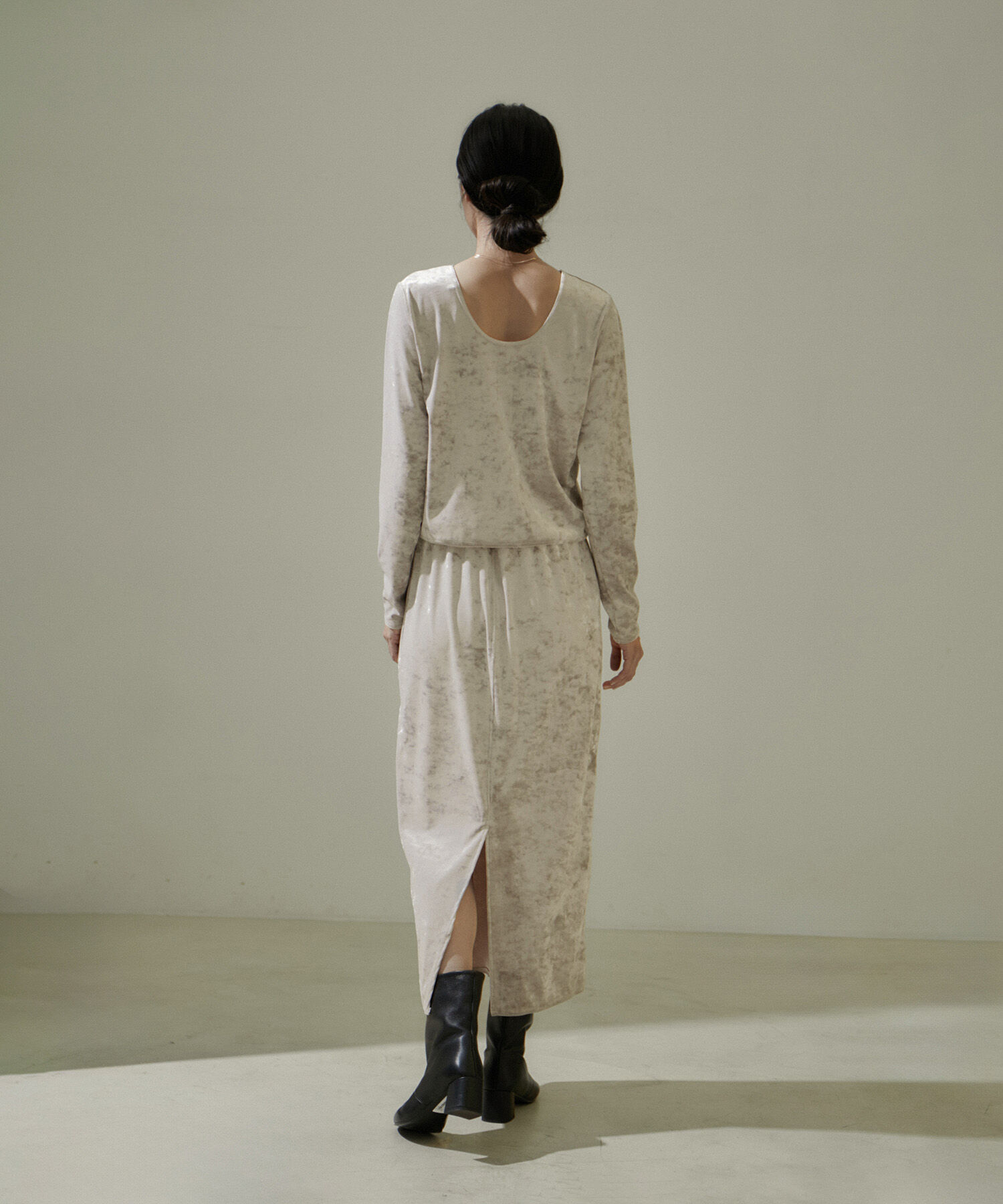 SALON adam et rope'「クラッシュベロアタイトスカート【セットアップ対応・洗える】」|スカート|