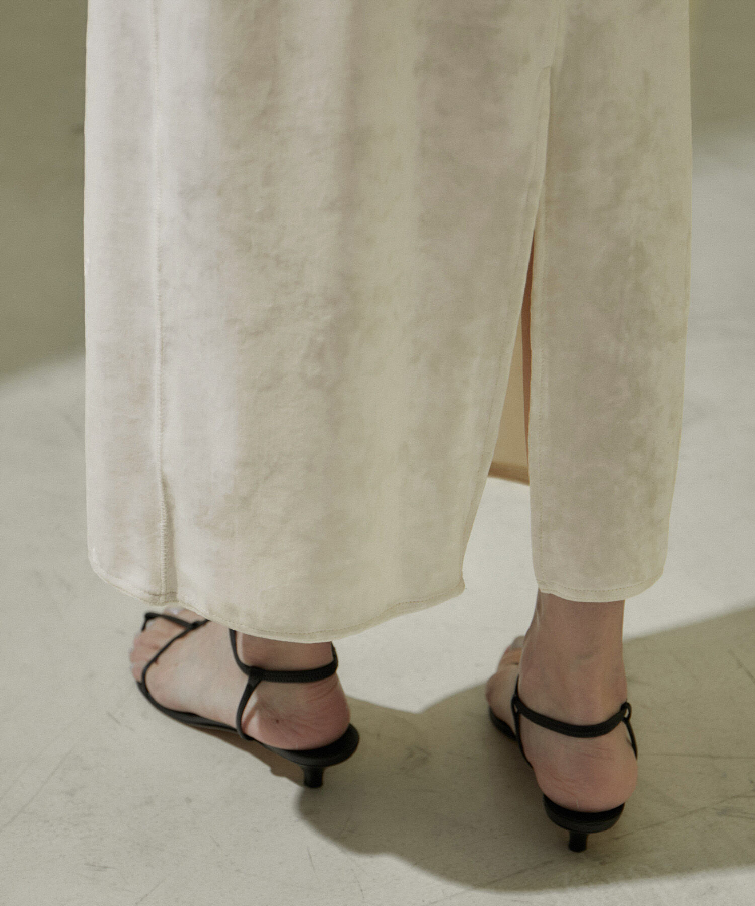 SALON adam et rope'「クラッシュベロアタイトスカート【セットアップ対応・洗える】」|スカート|