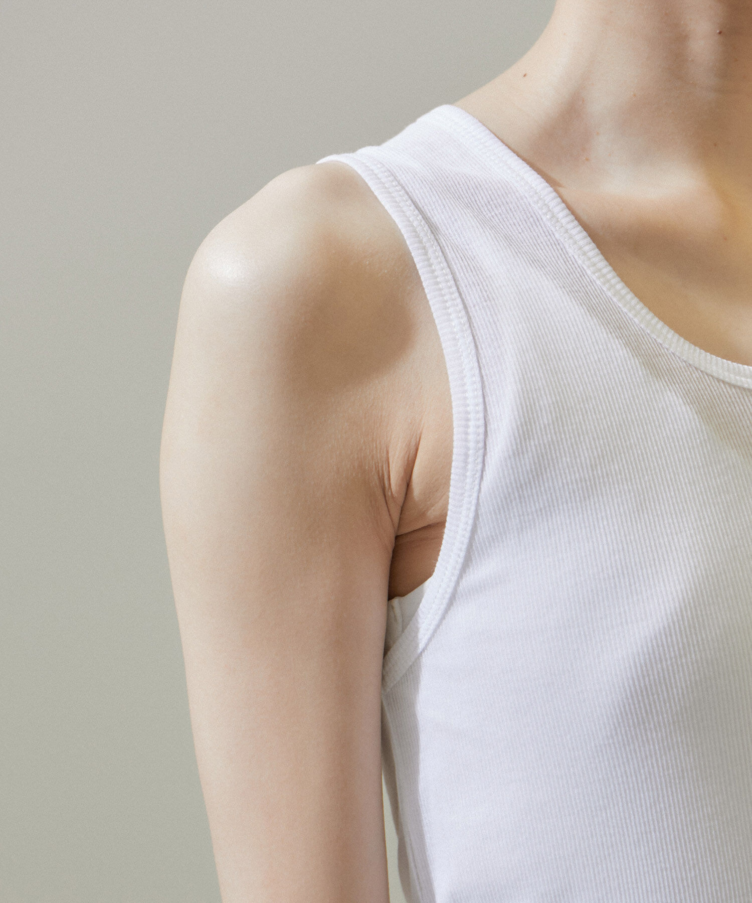 SALON adam et rope'「nu=layerスクープネックタンクトップ」|タンクトップ|