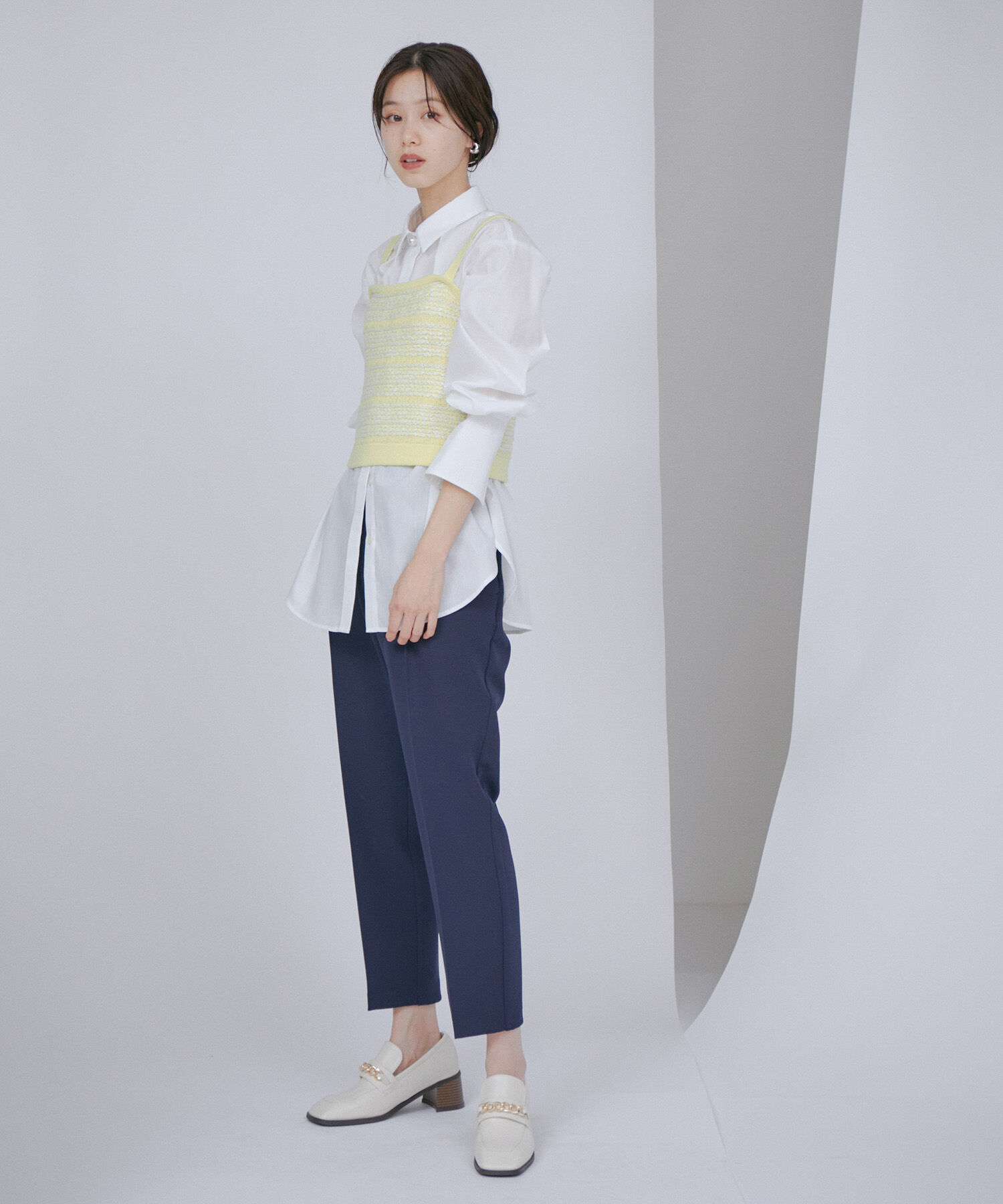 VIS「【洗える・防シワ】ダブルクロスドロストイージーテーパードパンツ」|スラックス|