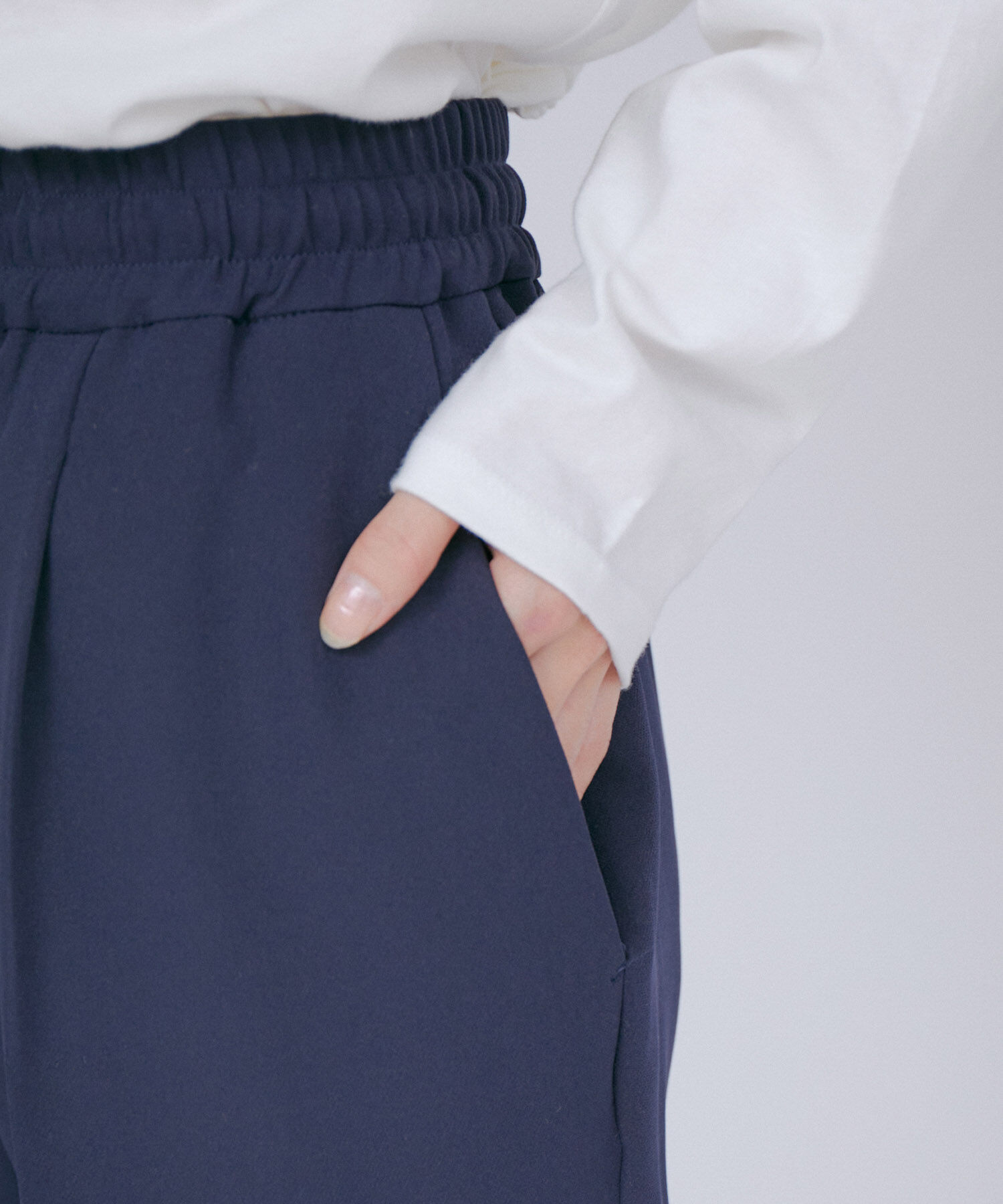 VIS「【洗える・防シワ】ダブルクロスドロストイージーテーパードパンツ」|スラックス|