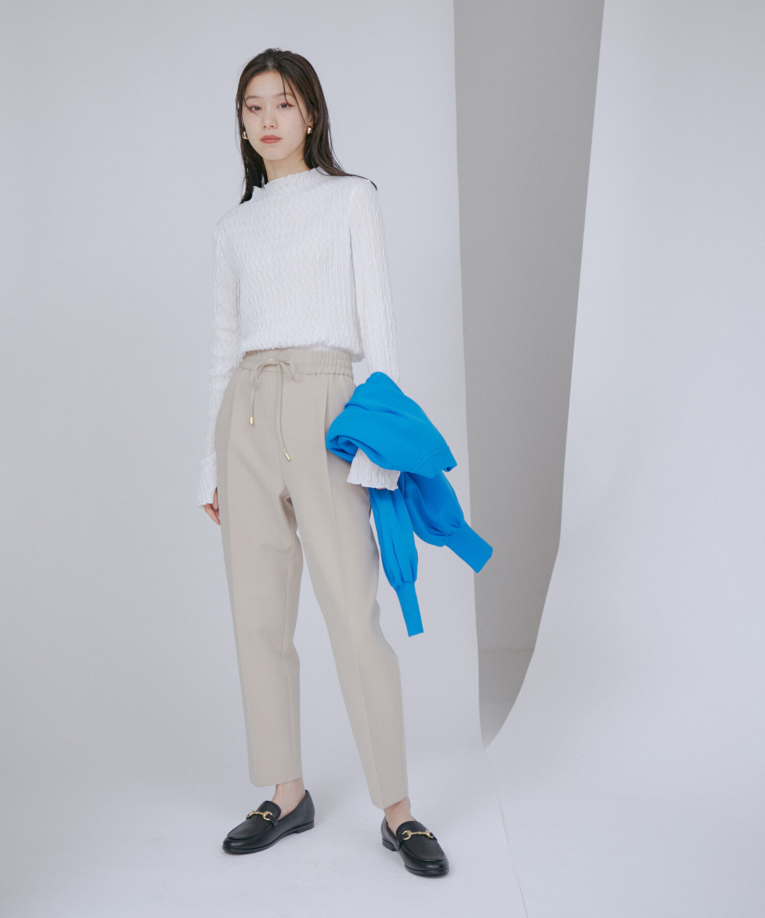 VIS「【洗える・防シワ】ダブルクロスドロストイージーテーパードパンツ」|スラックス|