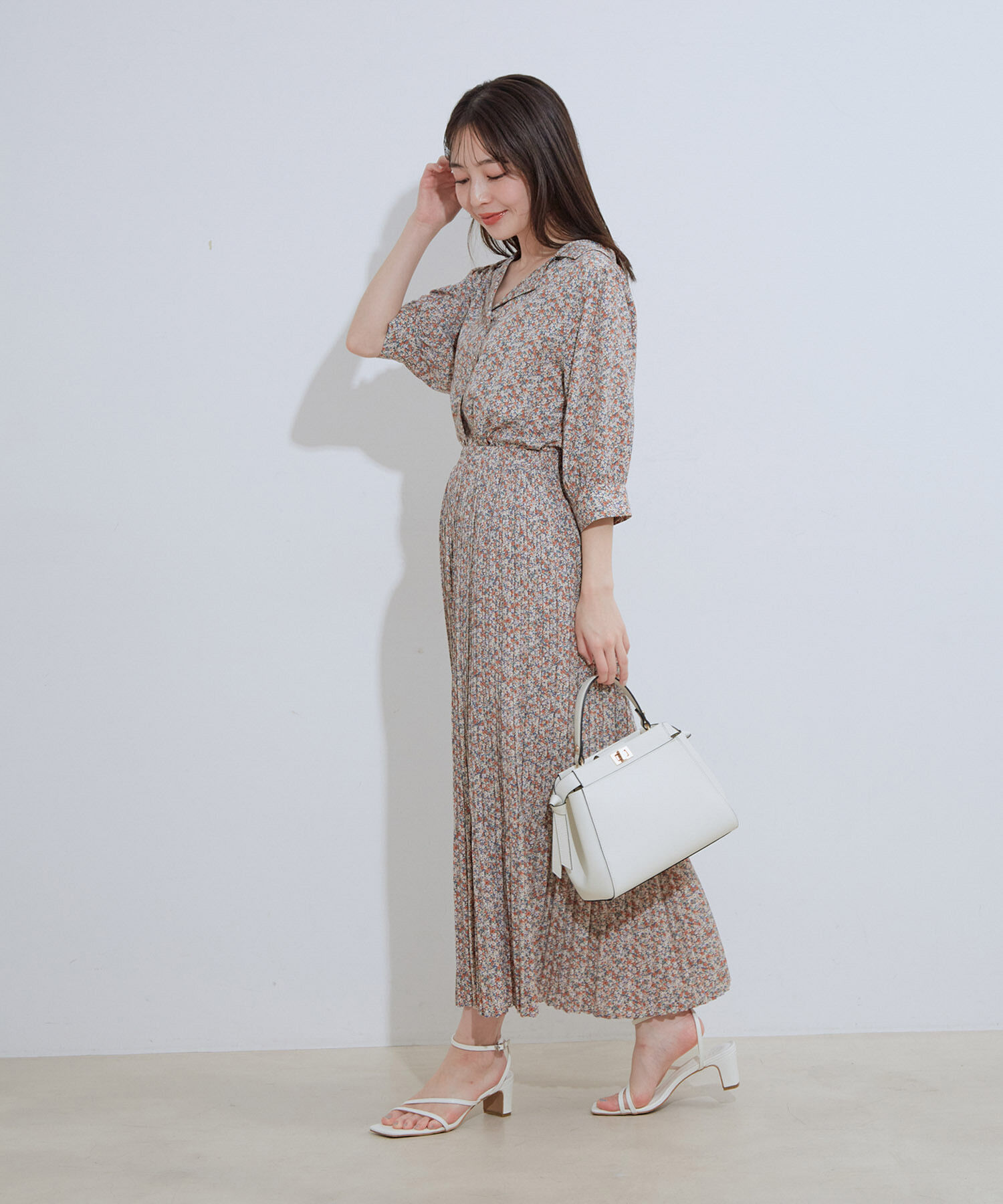 vis-a-vis「【WEB限定】アニマルドット＆花柄プリーツロングスカート」|スカート|