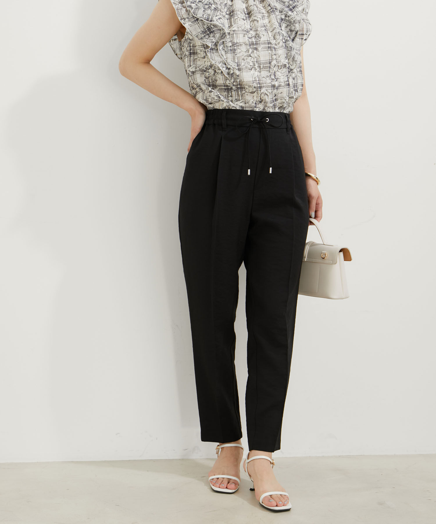 VIS「リネンライクリラックステーパードパンツ【接触冷感・洗える】【低身長～高身長】」|スラックス|