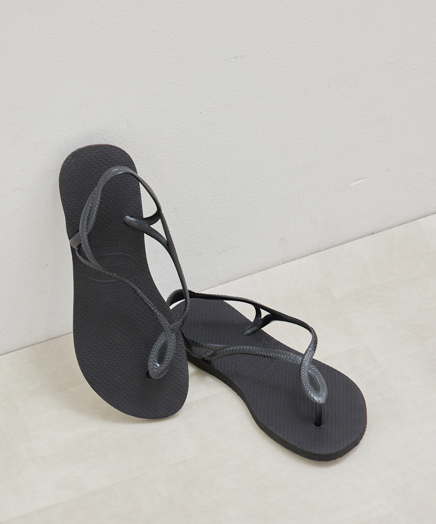 ROPE PICNIC PASSAGE「【havaianas】ハワイアナス LUNA」|サンダル|ブラック(01)