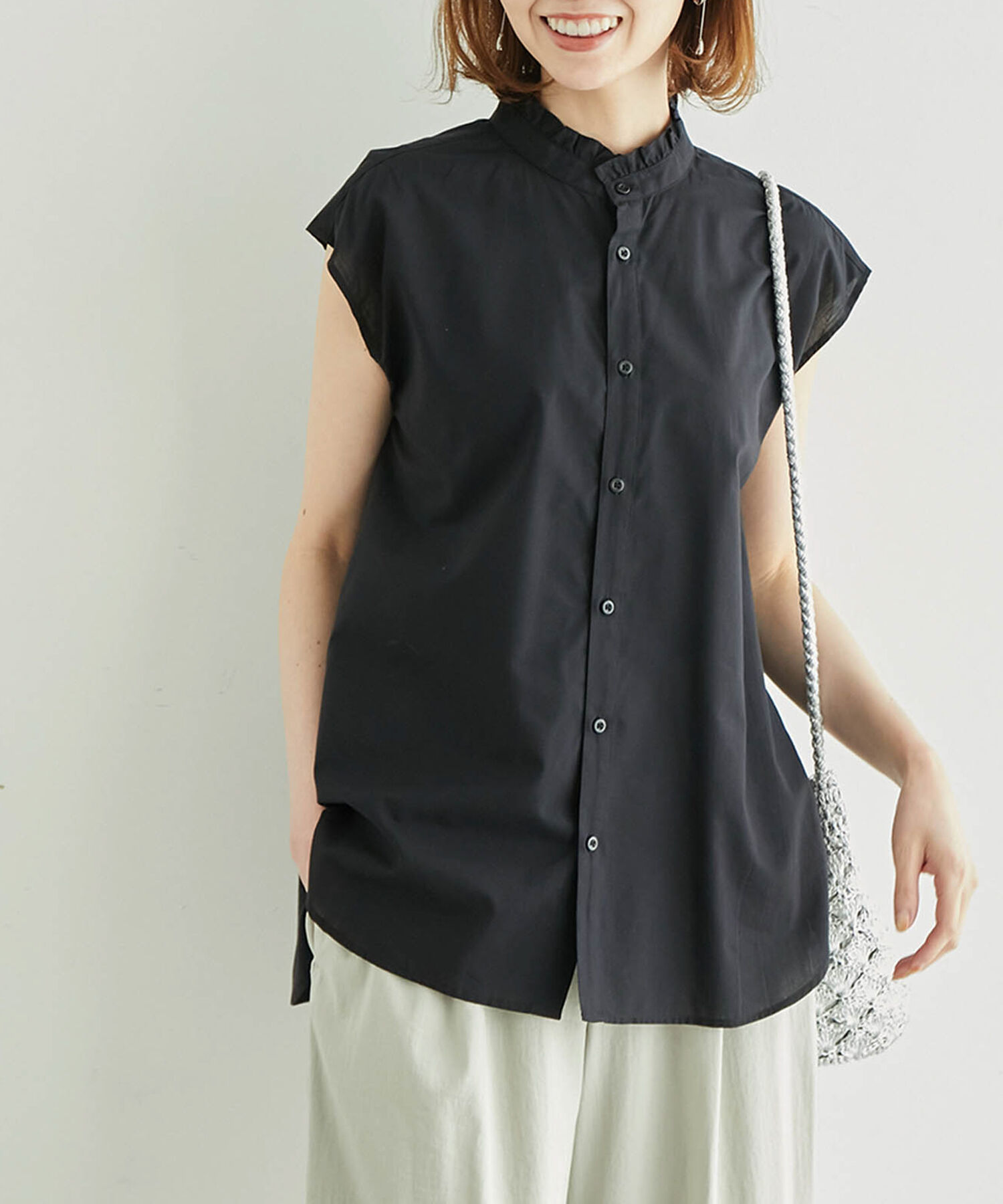 Rope&rsquo;Picnic「フリルバンドカラーフレンチスリーブシャツ　ストライプシャツ」|シャツ・ブラウス|ブラック(01)