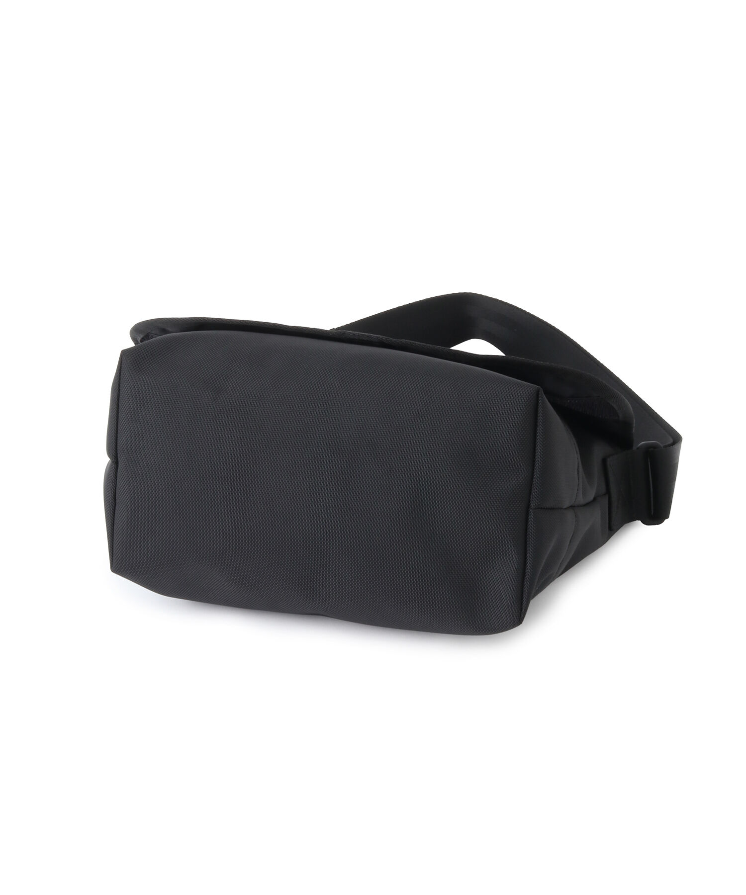 ROPE PICNIC PASSAGE「【NEWERA(R)/ニューエラ別注】OVAL LOGO SHOULDER BAG 9L」|ショルダー・メッセンジャー|