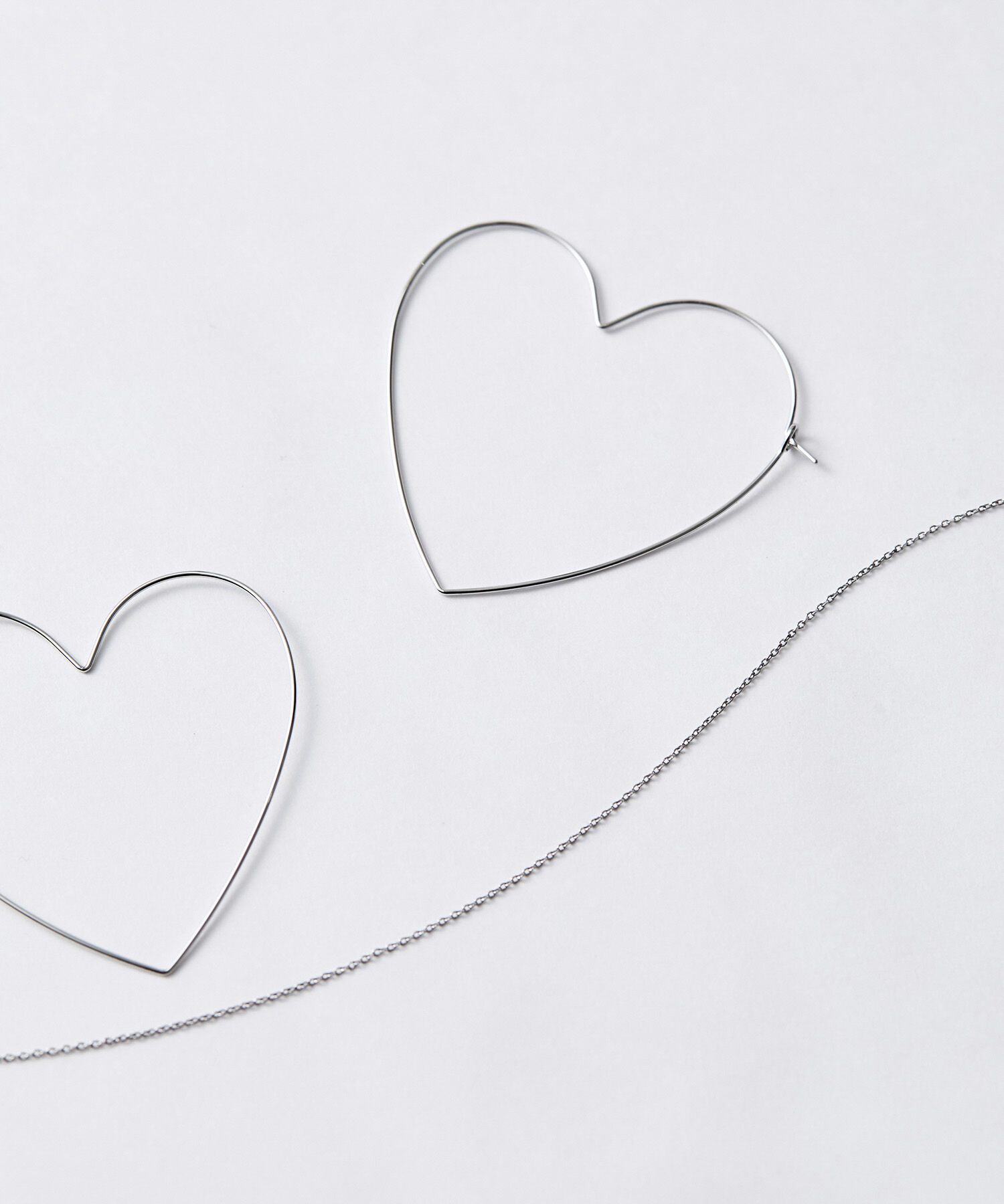 ADAM ET ROPE'「【LES BIJOUX】ラインハートピアス」|ピアス|シルバー(93)