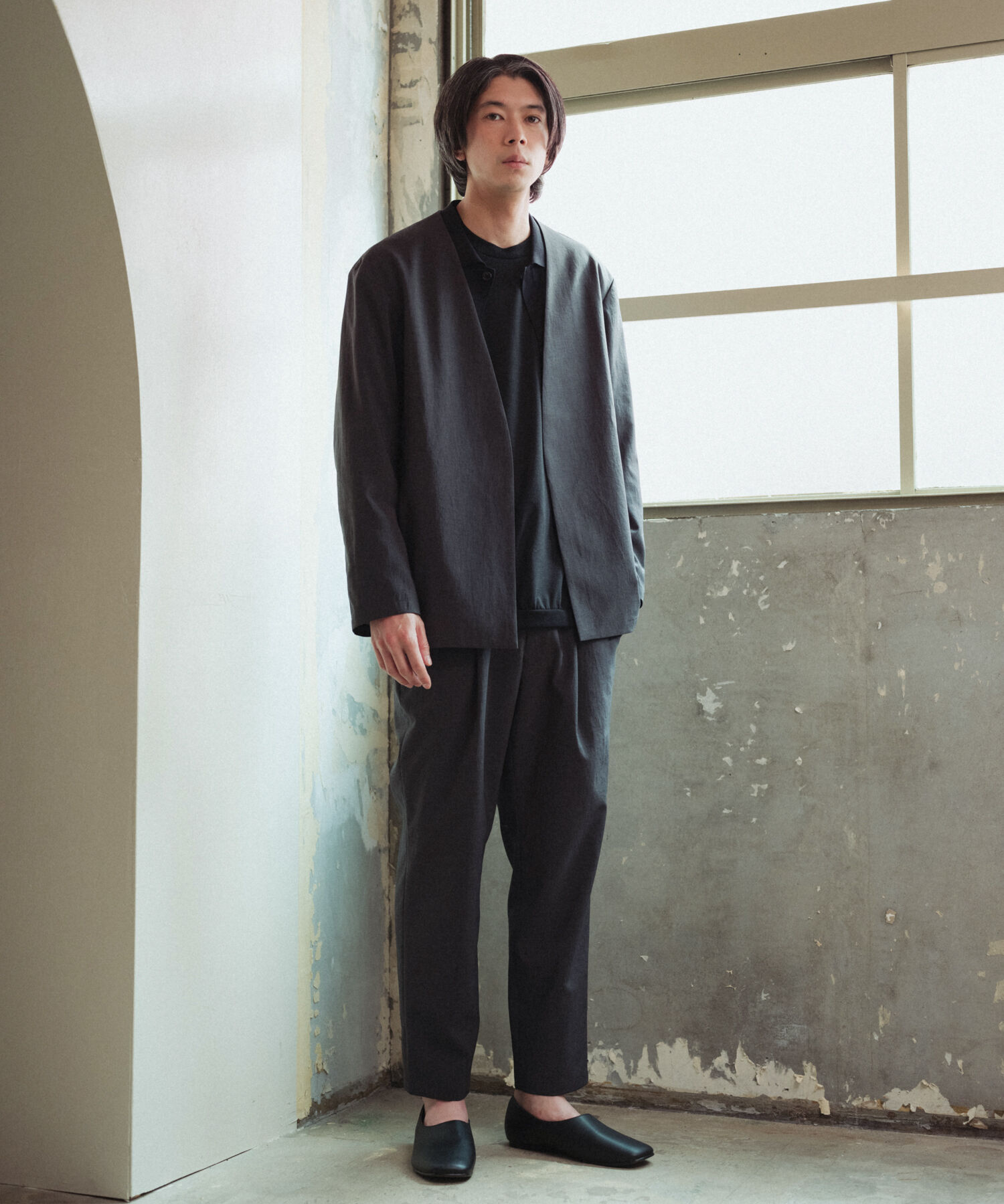 ADAM ET ROPE'「【RIRANCHA/リランチェ】ノーカラージャケット セットアップ / 速乾 / 冷感 / イージーケア / ユニセックス」|スーツ|