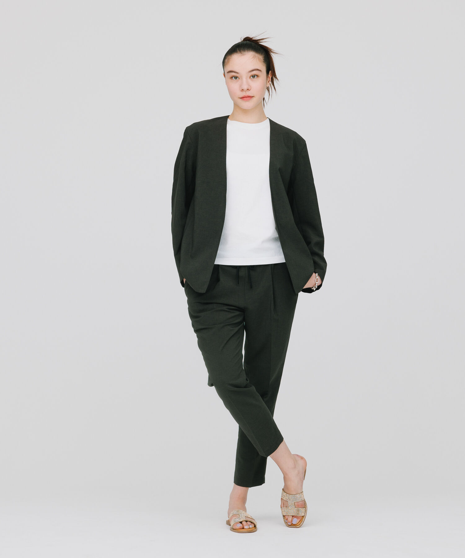 ADAM ET ROPE'「【RIRANCHA/リランチェ】ノーカラージャケット セットアップ / 速乾 / 冷感 / イージーケア / ユニセックス」|スーツ|