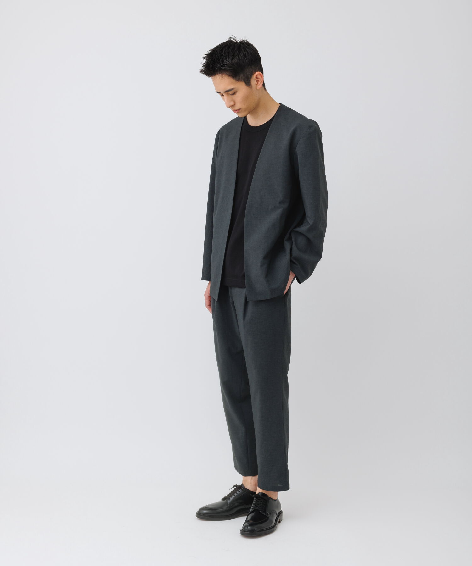 ADAM ET ROPE'「【RIRANCHA/リランチェ】ノーカラージャケット セットアップ / 速乾 / 冷感 / イージーケア / ユニセックス」|スーツ|