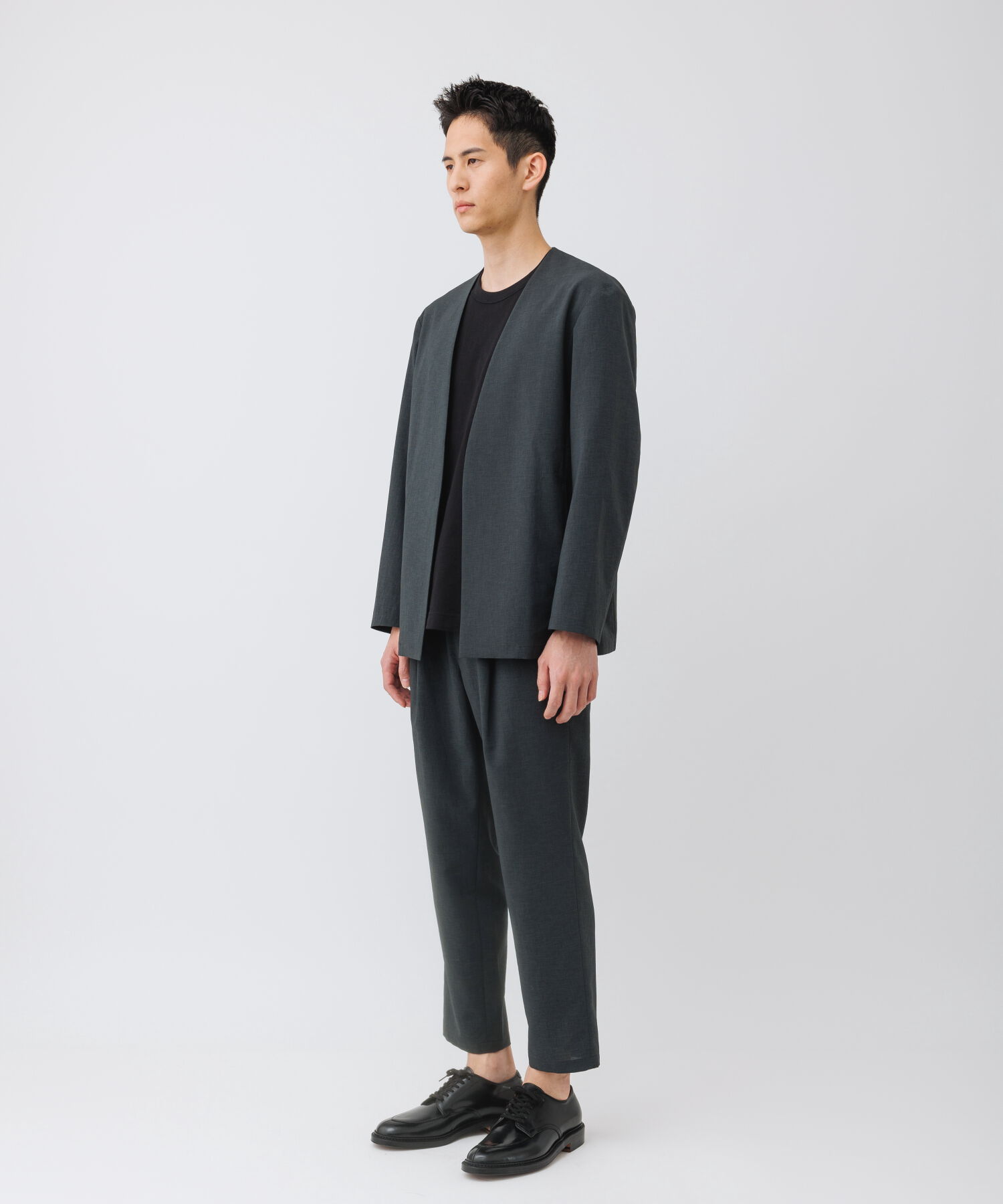 ADAM ET ROPE'「【RIRANCHA/リランチェ】ノーカラージャケット セットアップ / 速乾 / 冷感 / イージーケア / ユニセックス」|スーツ|