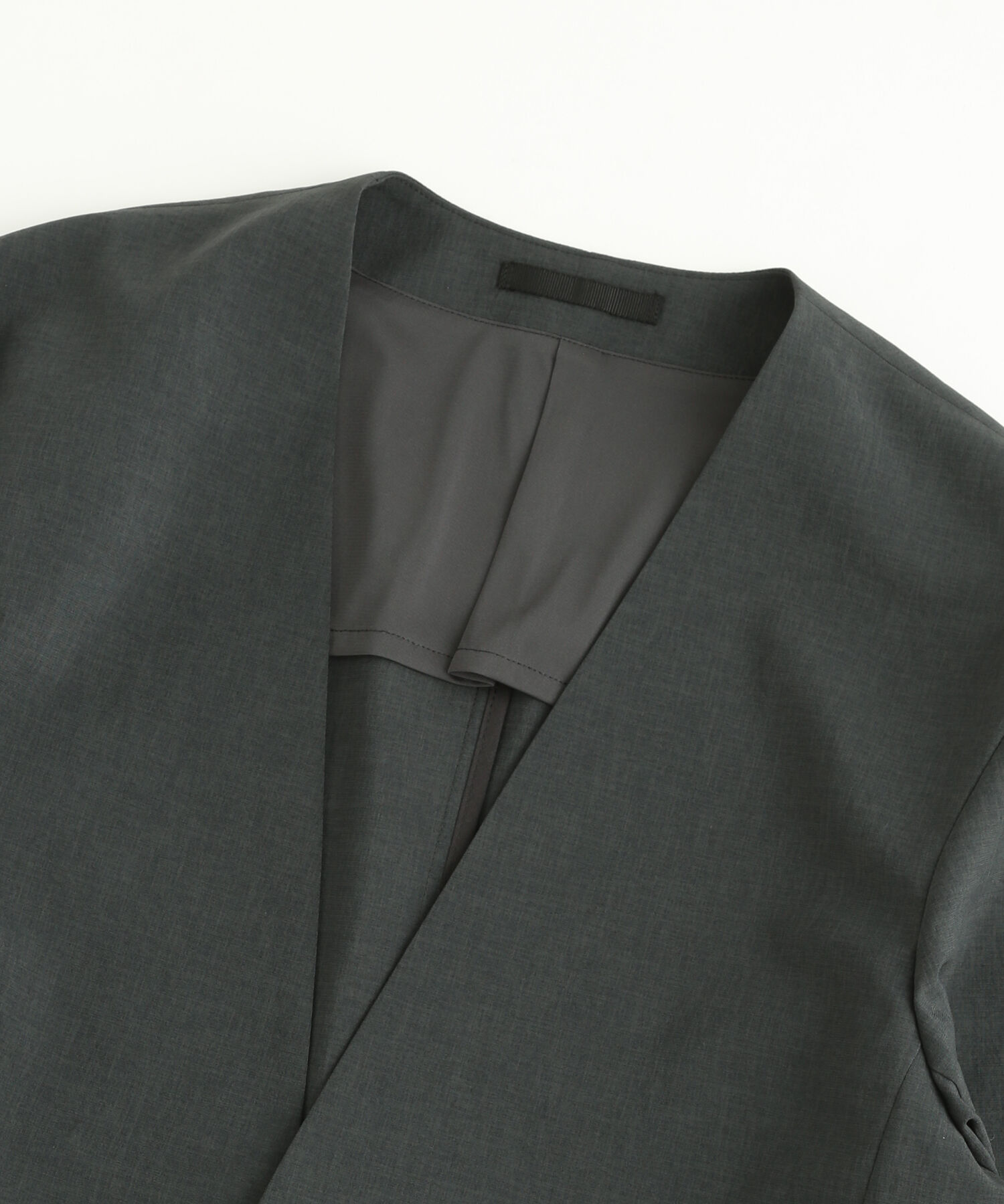 ADAM ET ROPE'「【RIRANCHA/リランチェ】ノーカラージャケット セットアップ / 速乾 / 冷感 / イージーケア / ユニセックス」|スーツ|