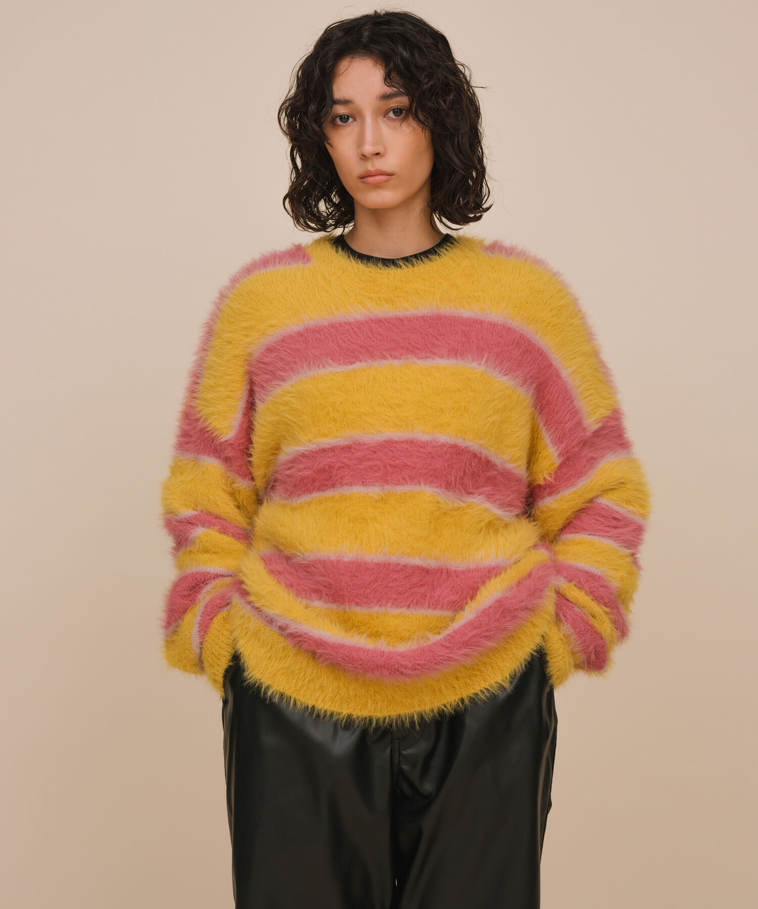 ADAM ET ROPE'「オーバーサイズ モンスター シャギー ニット / ユニセックス」|ニット・セーター|