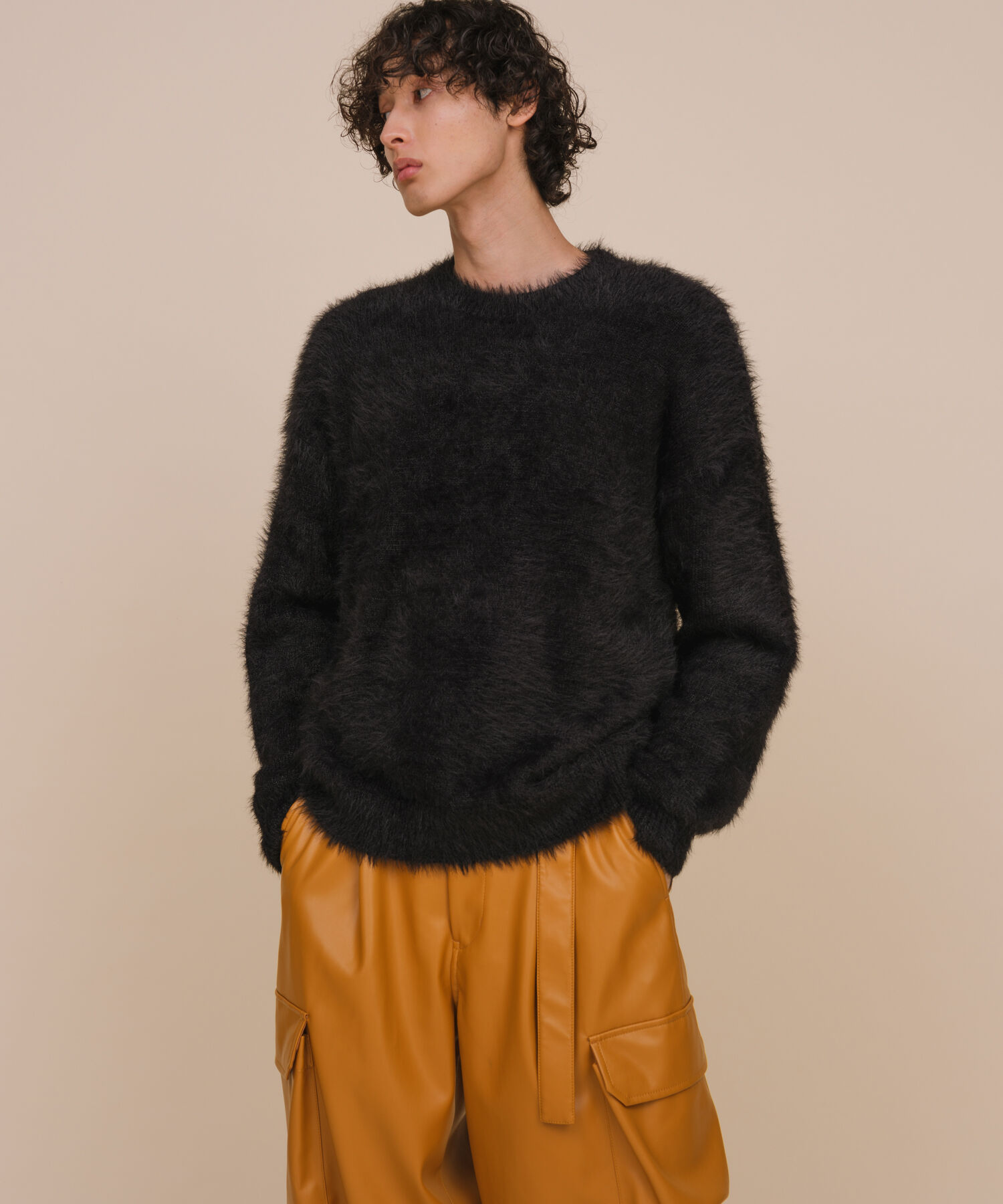 ADAM ET ROPE'「オーバーサイズ モンスター シャギー ニット / ユニセックス」|ニット・セーター|