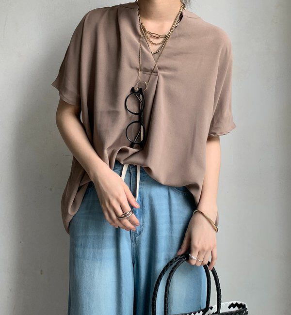  「【WEB限定】ライトジョーゼットスキッパーギャザーチュニック」|シャツ・ブラウス|キャメル