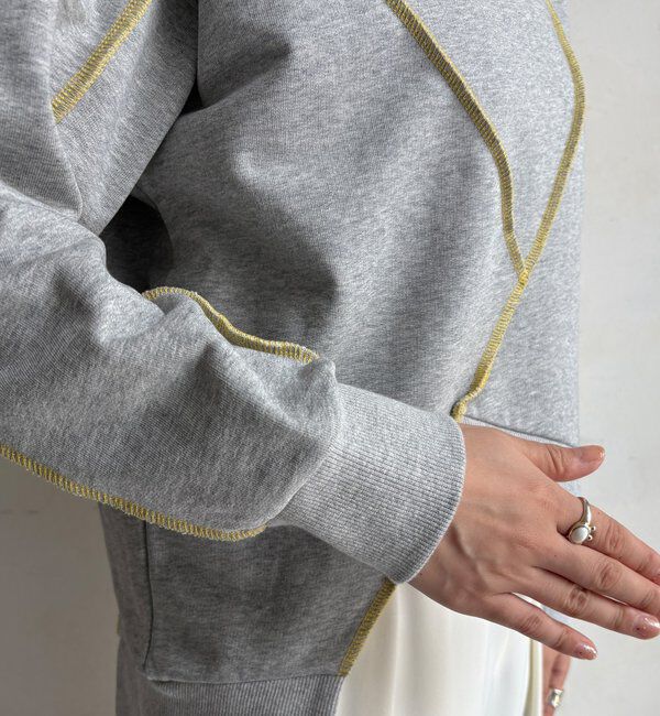  「【WEB限定】裏毛配色ステッチ切替トップス」|Tシャツ・カットソー|