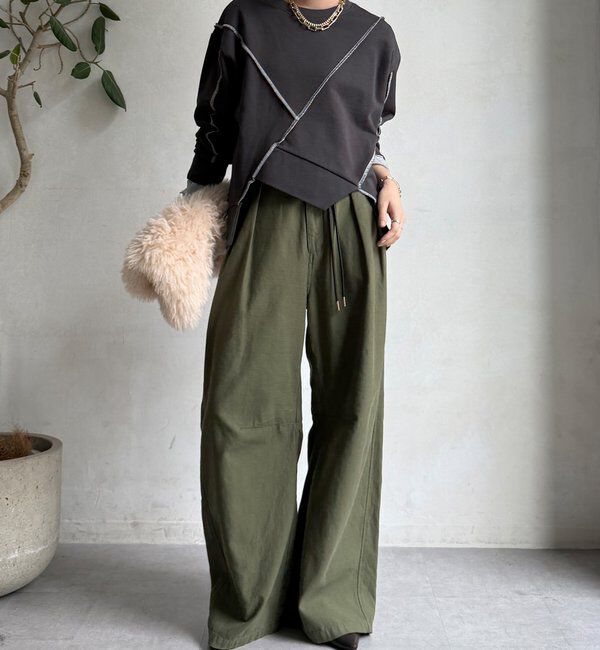  「【WEB限定】裏毛配色ステッチ切替トップス」|Tシャツ・カットソー|