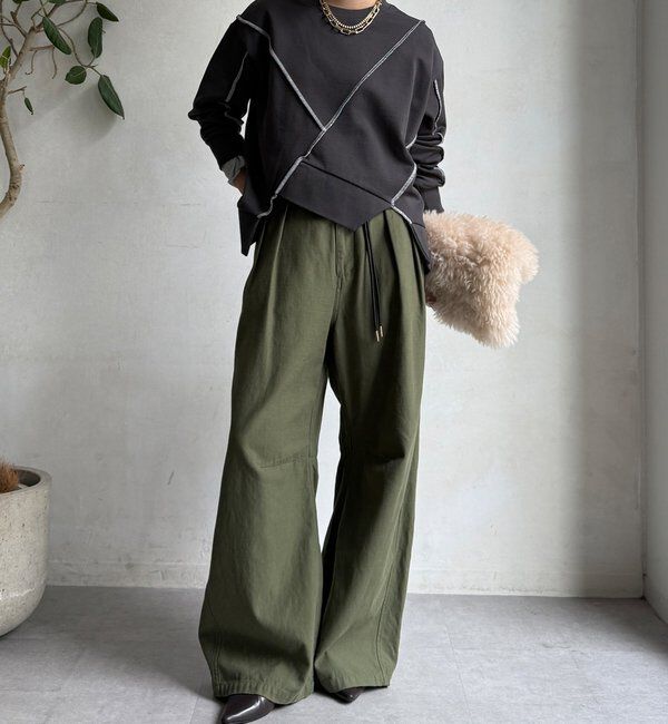  「【WEB限定】裏毛配色ステッチ切替トップス」|Tシャツ・カットソー|