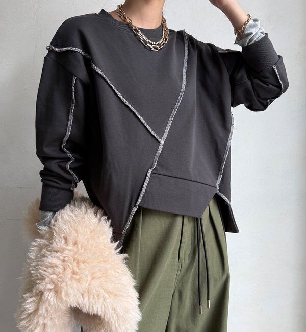  「【WEB限定】裏毛配色ステッチ切替トップス」|Tシャツ・カットソー|