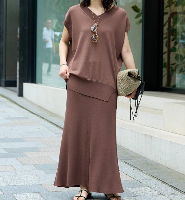  「【ひんやりタッチ・セットアップ対応可】レーヨン混バックテールニット」|ニット・セーター|