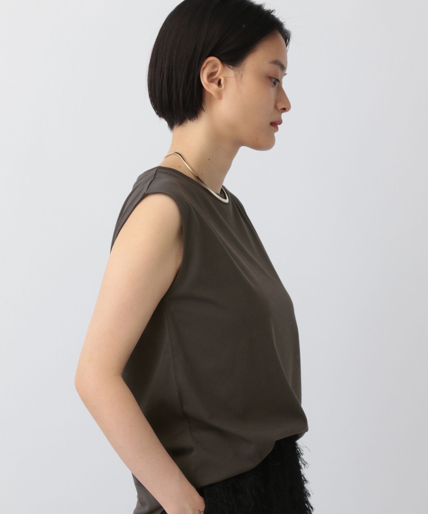 A part by 「ライトシアー_ノースリーブ」|Tシャツ・カットソー|