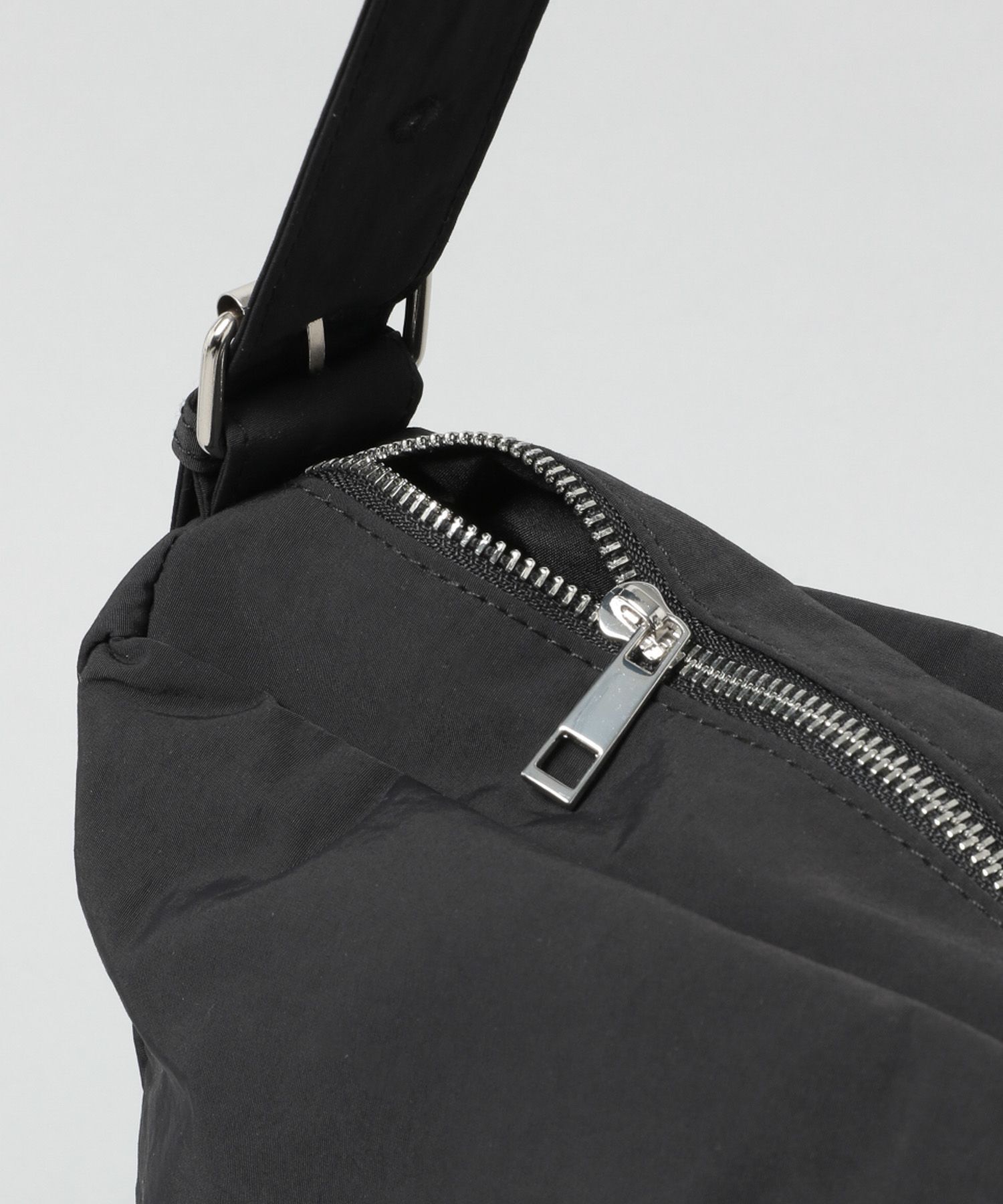 A part by 「サイドドロストバッグ」|ショルダー・メッセンジャー|