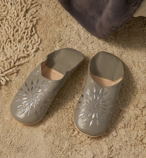 collex「【Fatima morocco】 サブラス刺繍 バブーシュ 羊革 モロッコ製 室」|本・CD・DVD|グレー