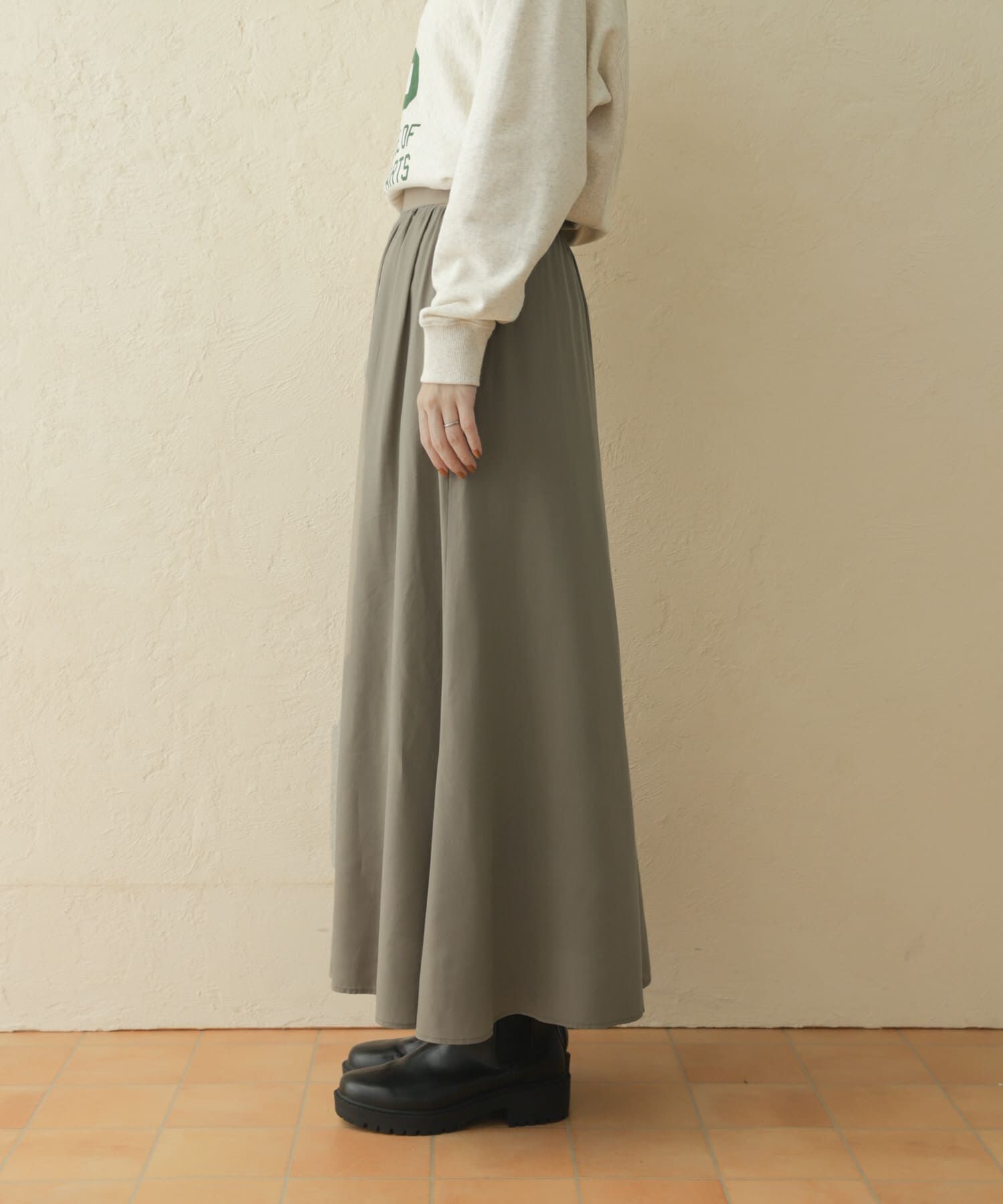 URBAN RESEARCH DOORS「フレアロングスカート」|スカート|