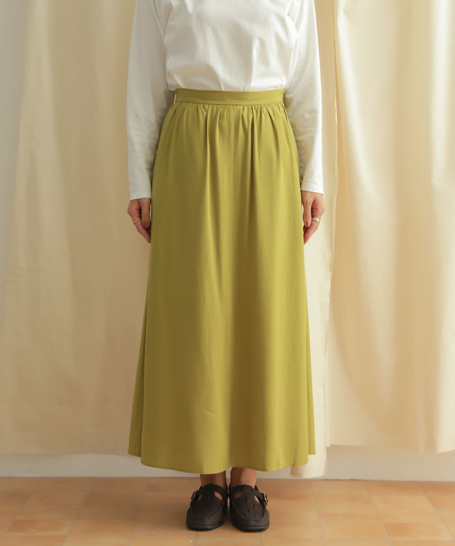 URBAN RESEARCH DOORS「フレアロングスカート」|スカート|