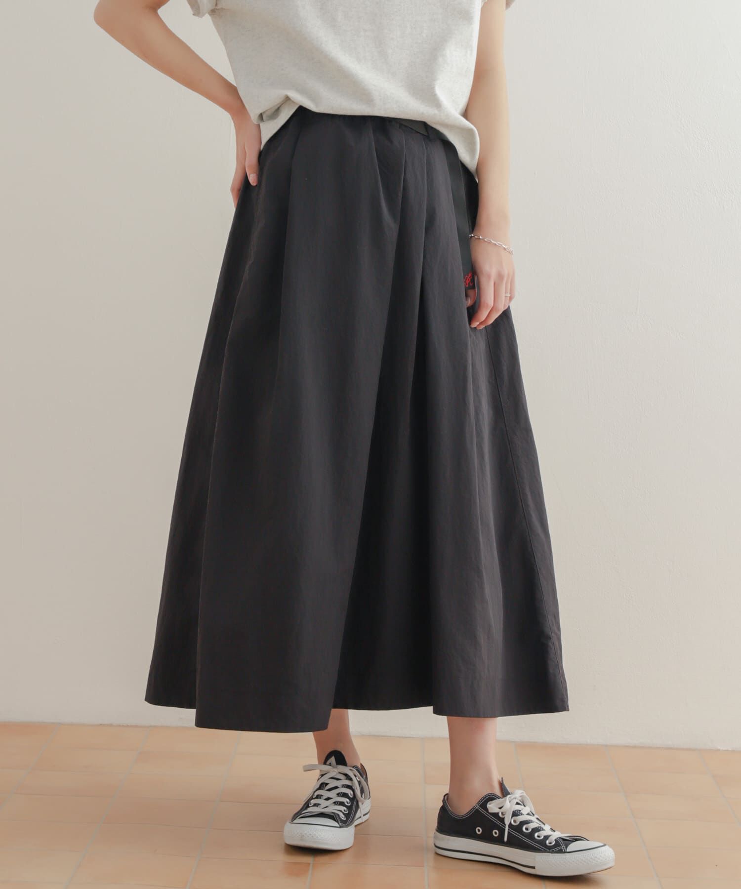 URBAN RESEARCH DOORS「『別注』Gramicci　ナイロンロングスカート」|スカート|