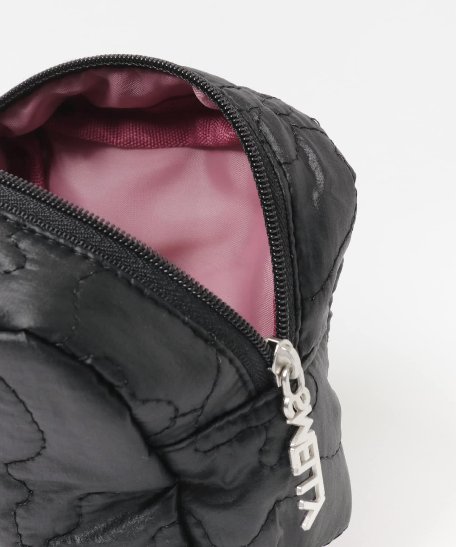 SMELLY「フラワーキルティングミニポーチ」|ポーチ|