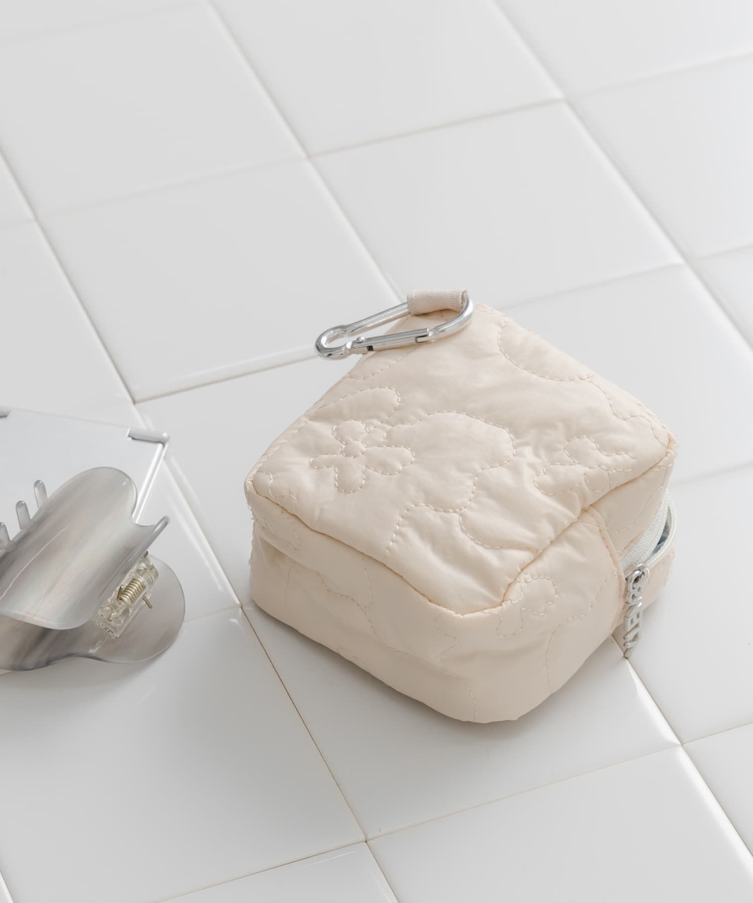 SMELLY「フラワーキルティングミニポーチ」|ポーチ|