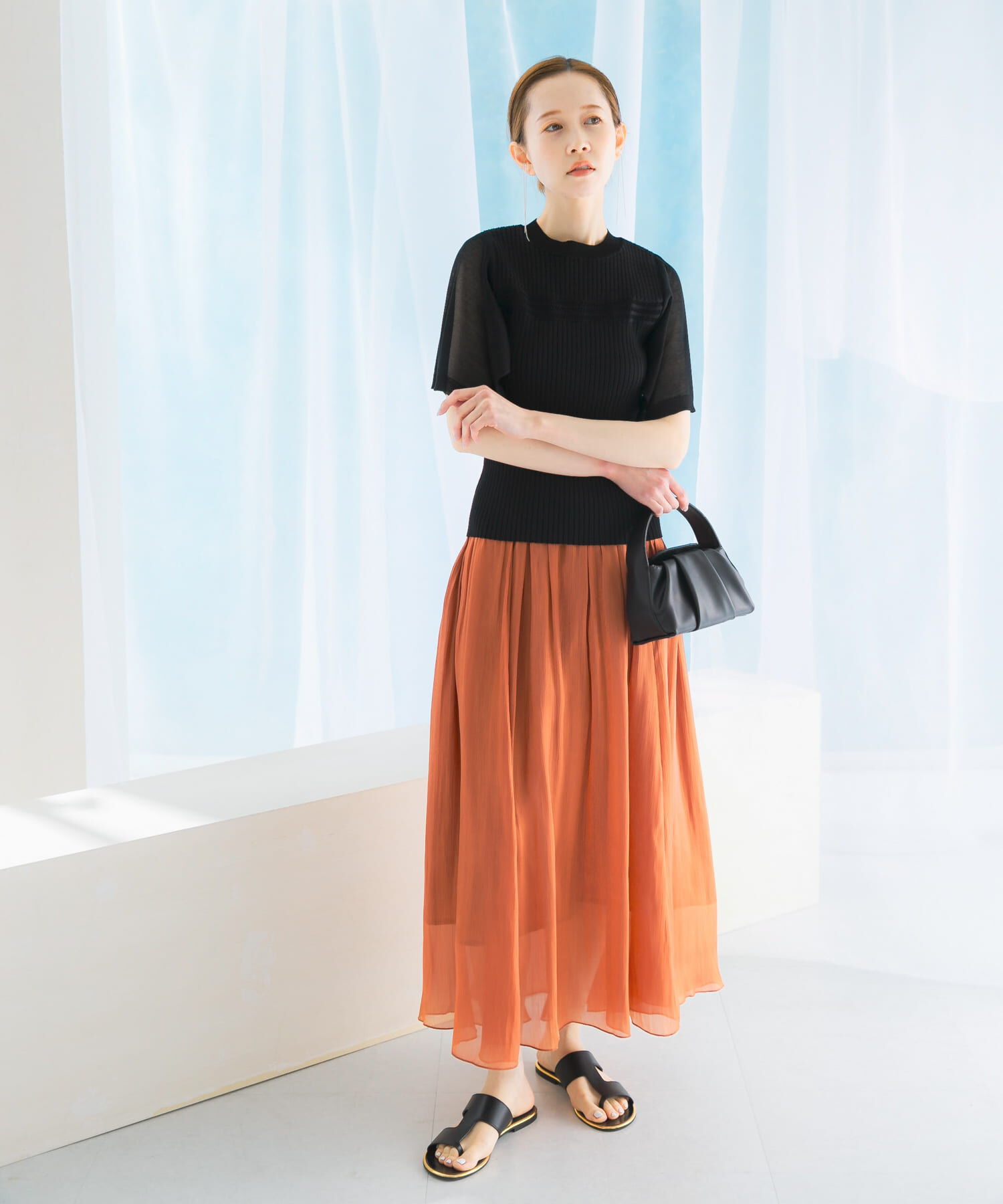 URBAN RESEARCH ROSSO「グロッシーギャザーフレアスカート」|スカート|