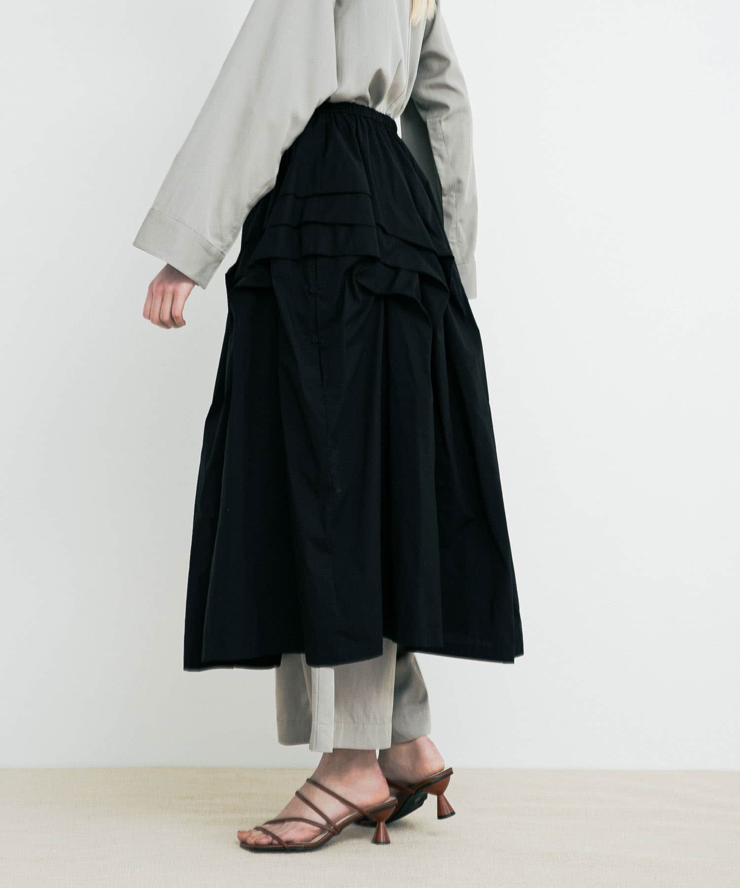LAATO「free volume skirt」|スカート|